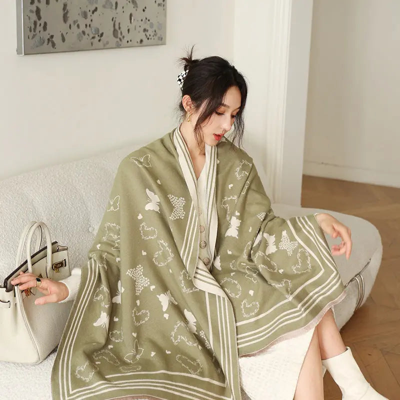 Female Versatile Fashion Thickened Warm Cashmere Scarf hercurva