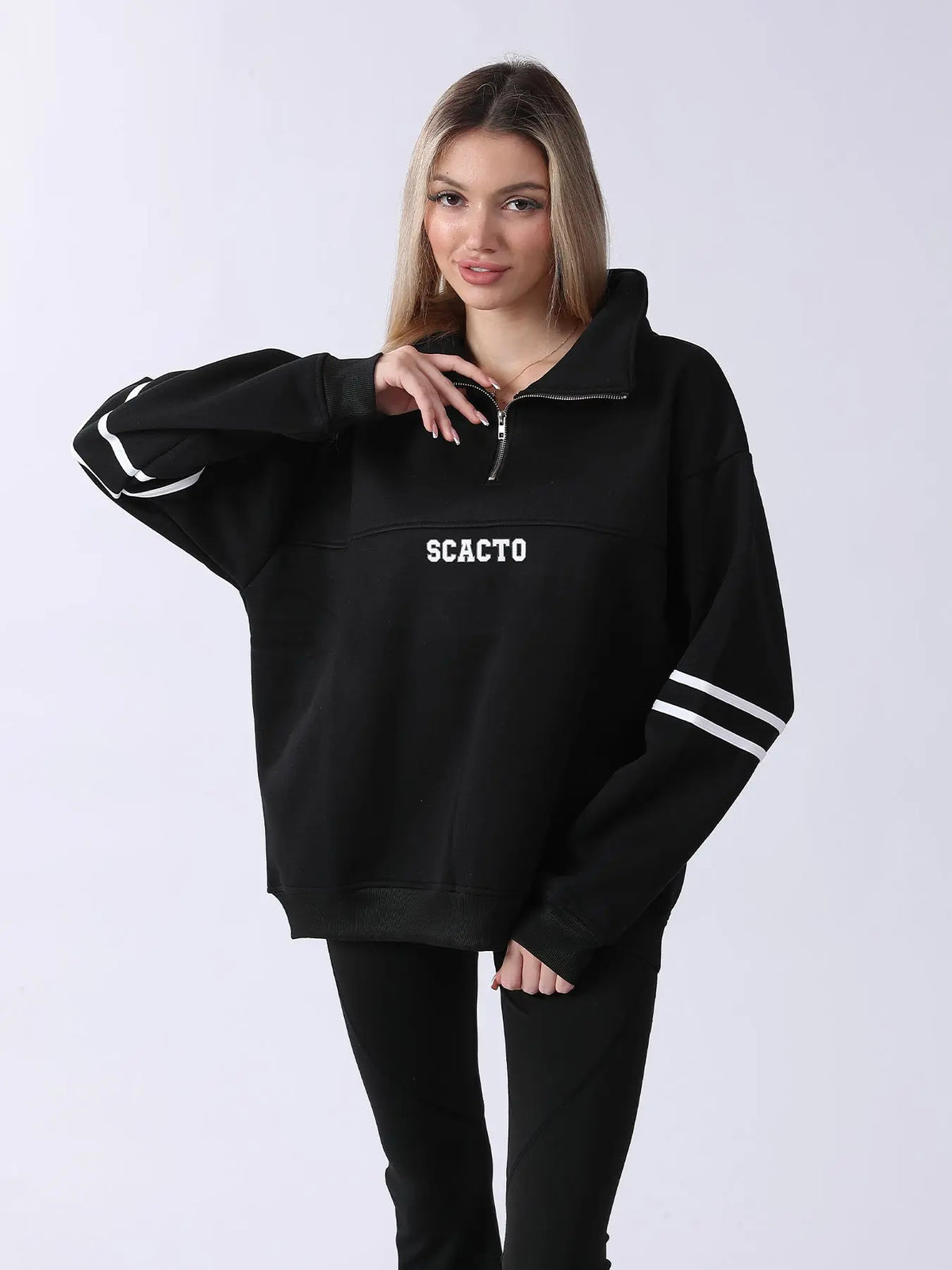 Women's Long Sleeved Sweatshirt hercurva