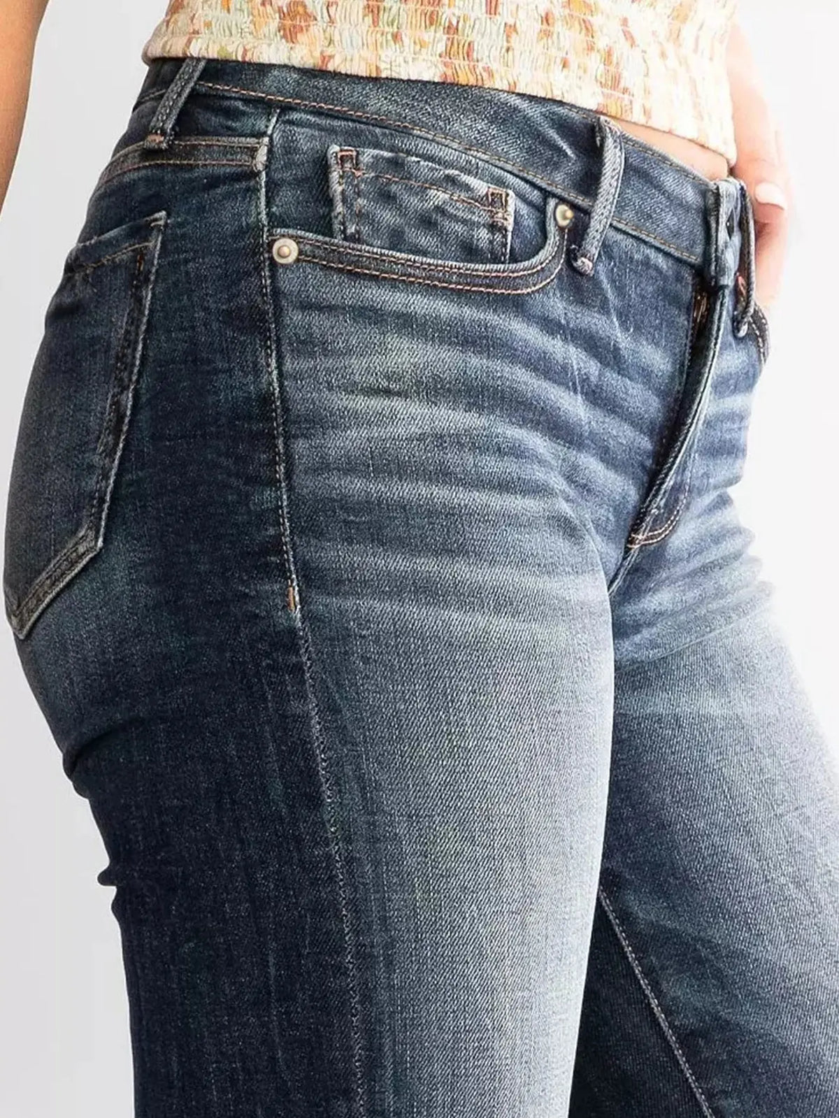 Ladies Mid Waist Slim Fit Stretch Retro Flared Jeans hercurva