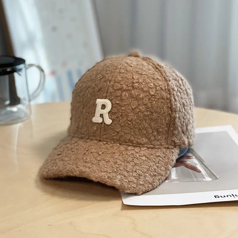 Winter Thick Lambskin Furry Large R Letter Baseball Cap hercurva