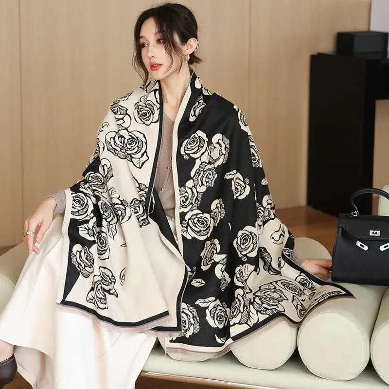Female Versatile Fashion Thickened Warm Cashmere Scarf hercurva