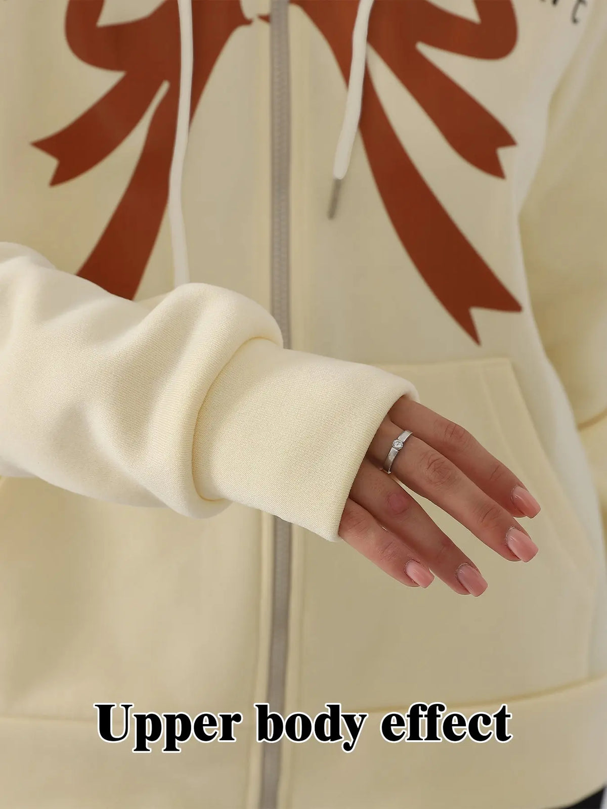 Women's Long Sleeved Sweatshirt hercurva