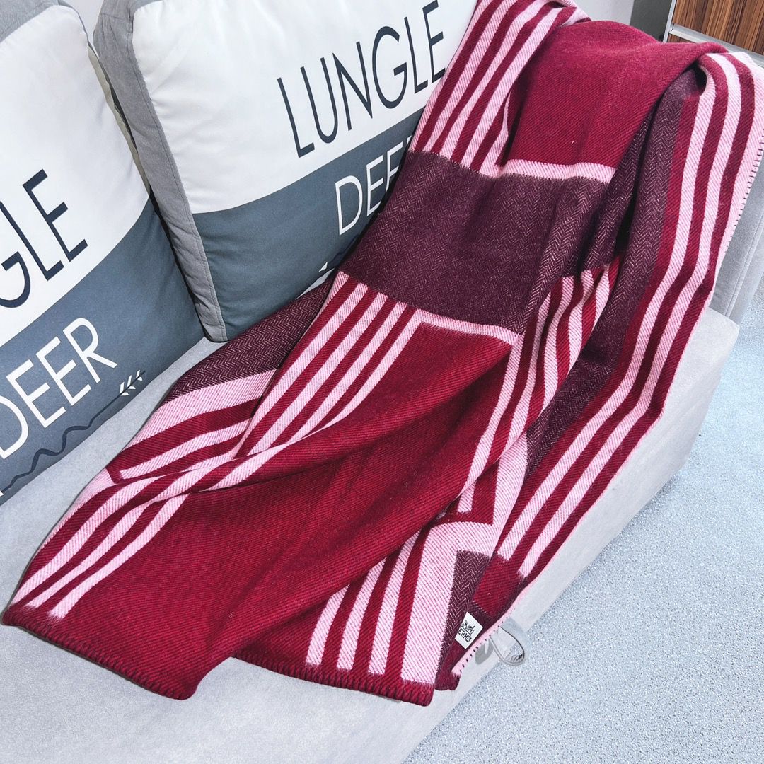 HM Ithaque Blanket Bordeaux Wool Cashmere