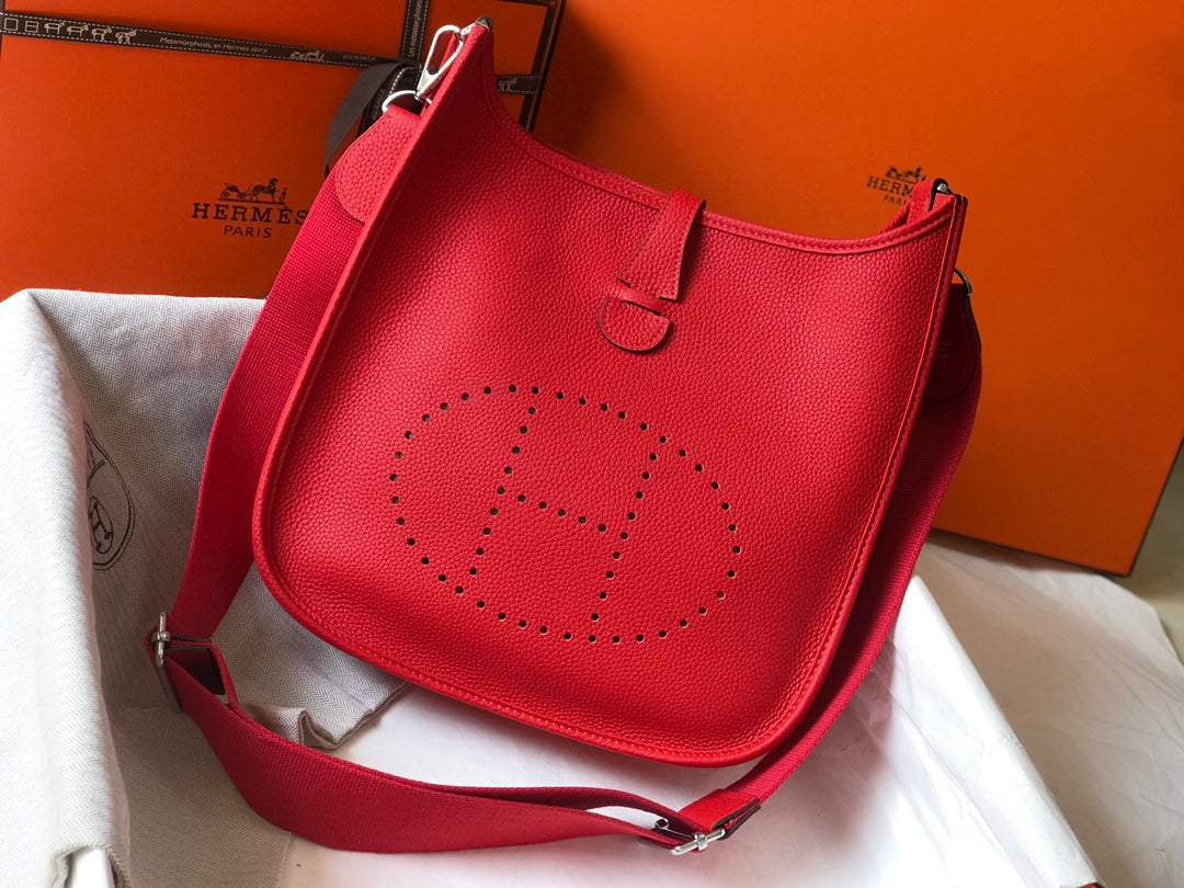 High-end Hermes 2026 Evelyne III 29 Bag Taurillon Clemence Leather