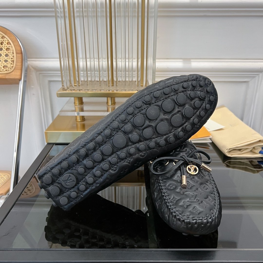 LV GLORIA FLAT LOAFER LOGO STAMPING BLACK