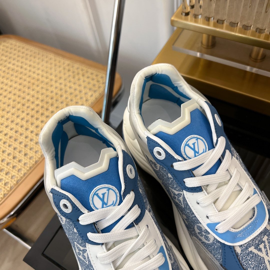 LV RUN 55 SNEAKER LIGHT BLUE