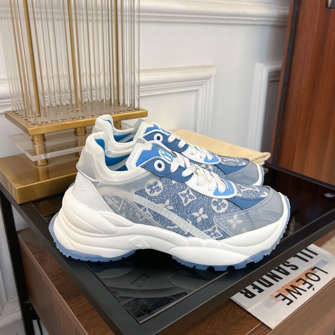 LV RUN 55 SNEAKER LIGHT BLUE