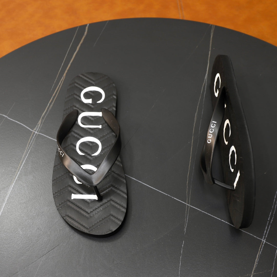 GG Men's Thong Sandals Rubber 546529