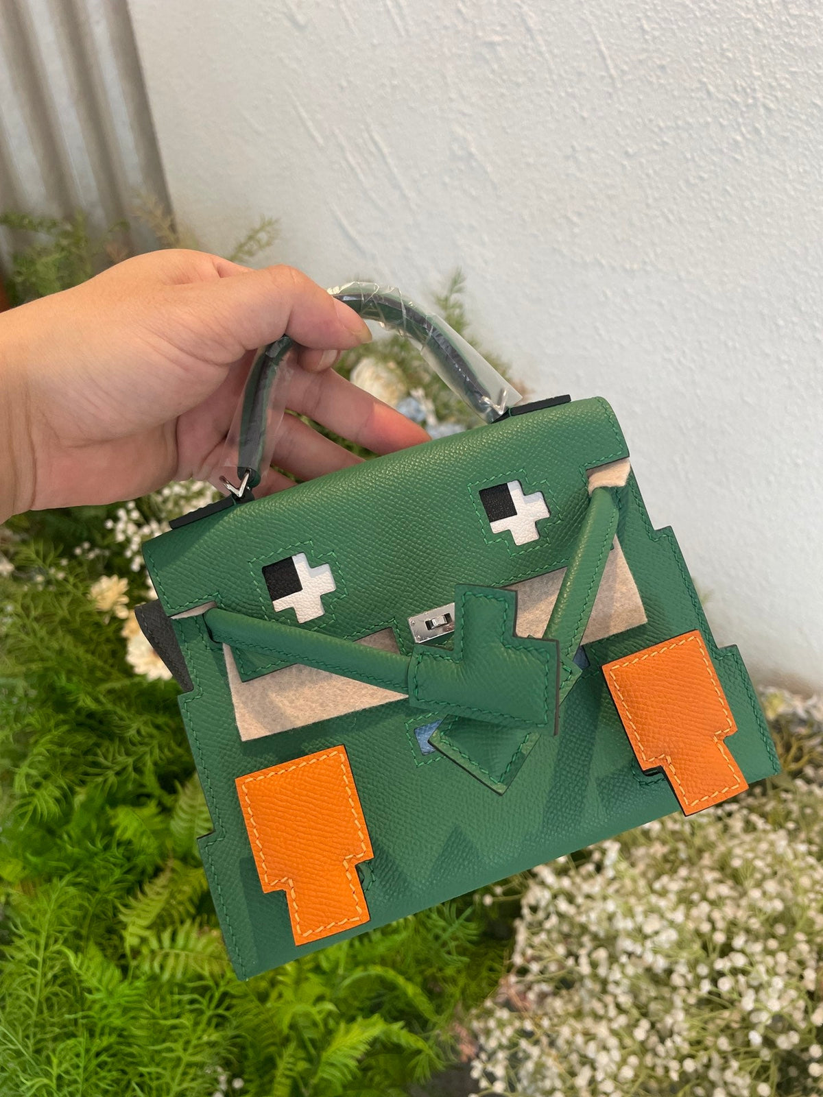 High-end Hermes 2026 Kelly Doll Picto Bag 18cm Cowhide