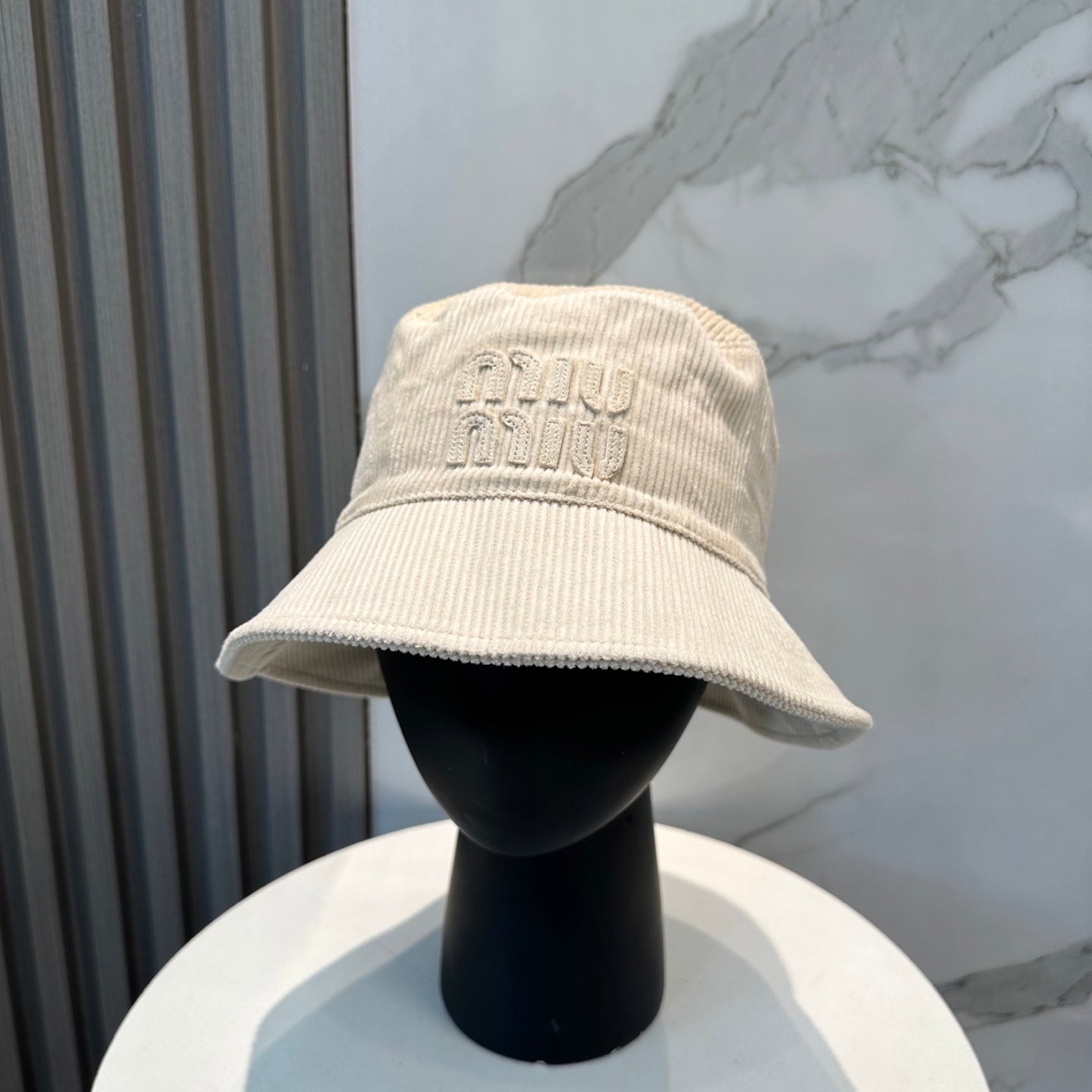 Miumiu Bucket Hat Velvet 297625