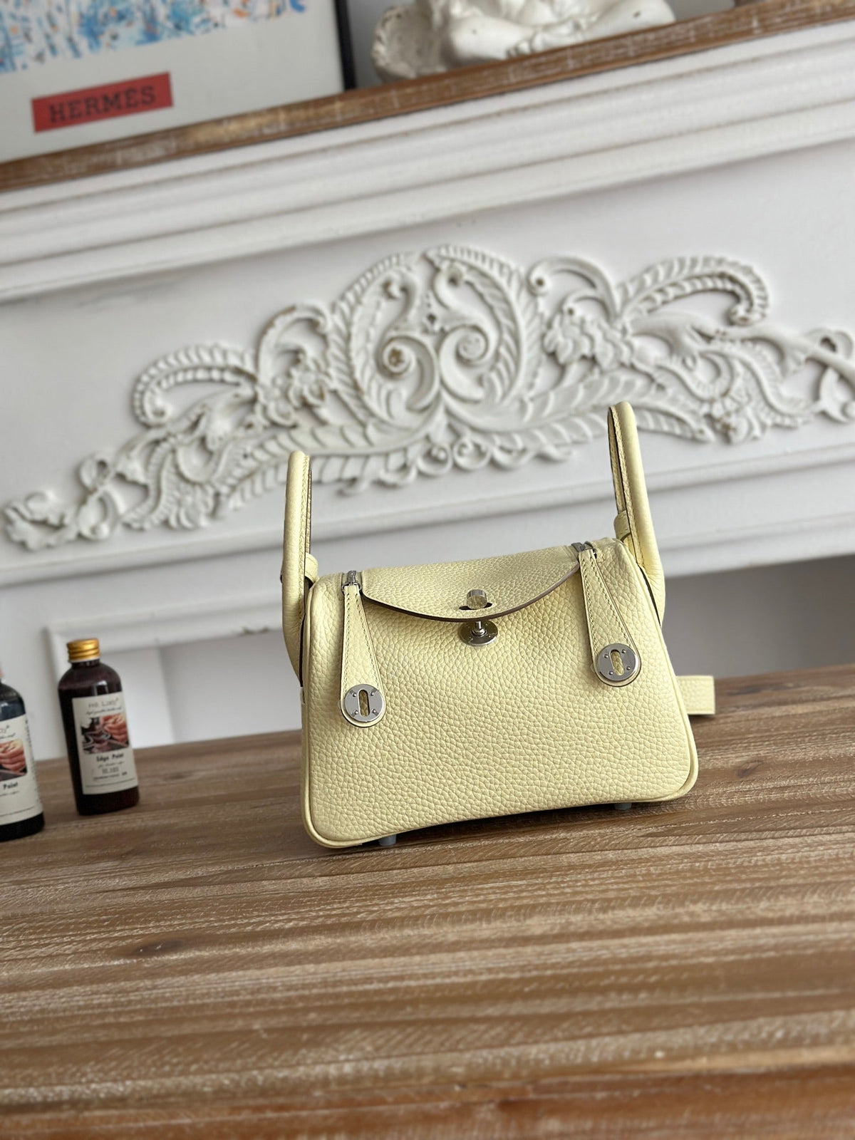 High-end Hermes 2026 Lindy Bag 19cm Togo Leather 1