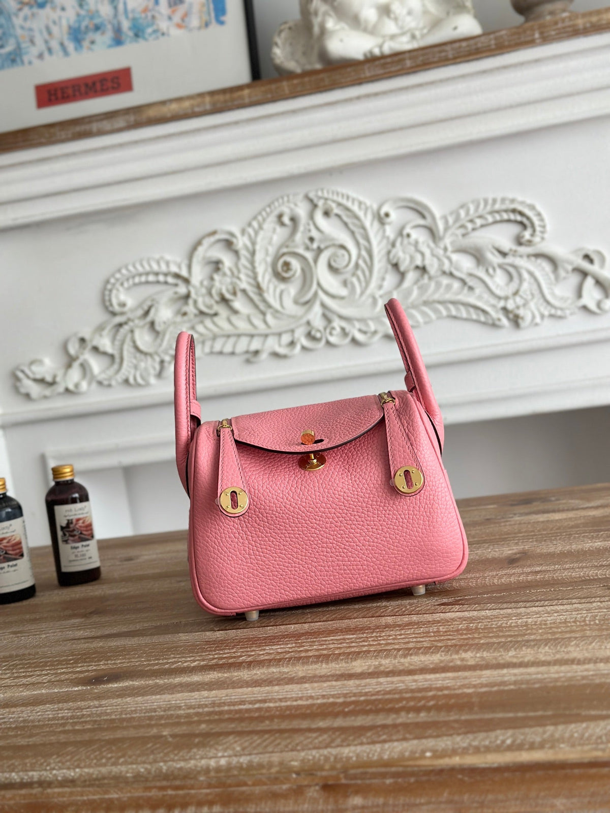High-end Hermes 2026 Lindy Bag 19cm Togo Leather 1
