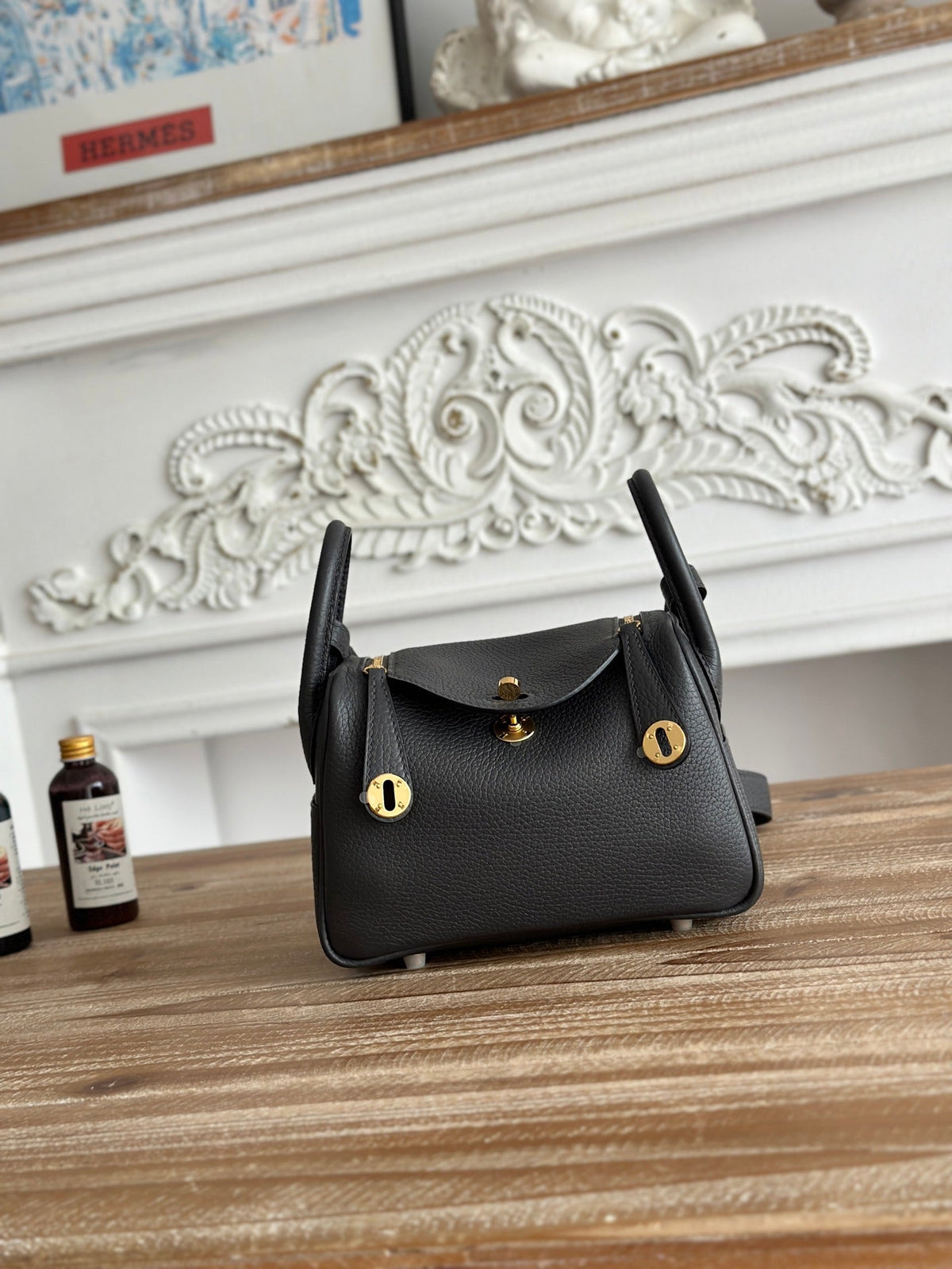 High-end Hermes 2026 Lindy Bag 19cm Togo Leather 1