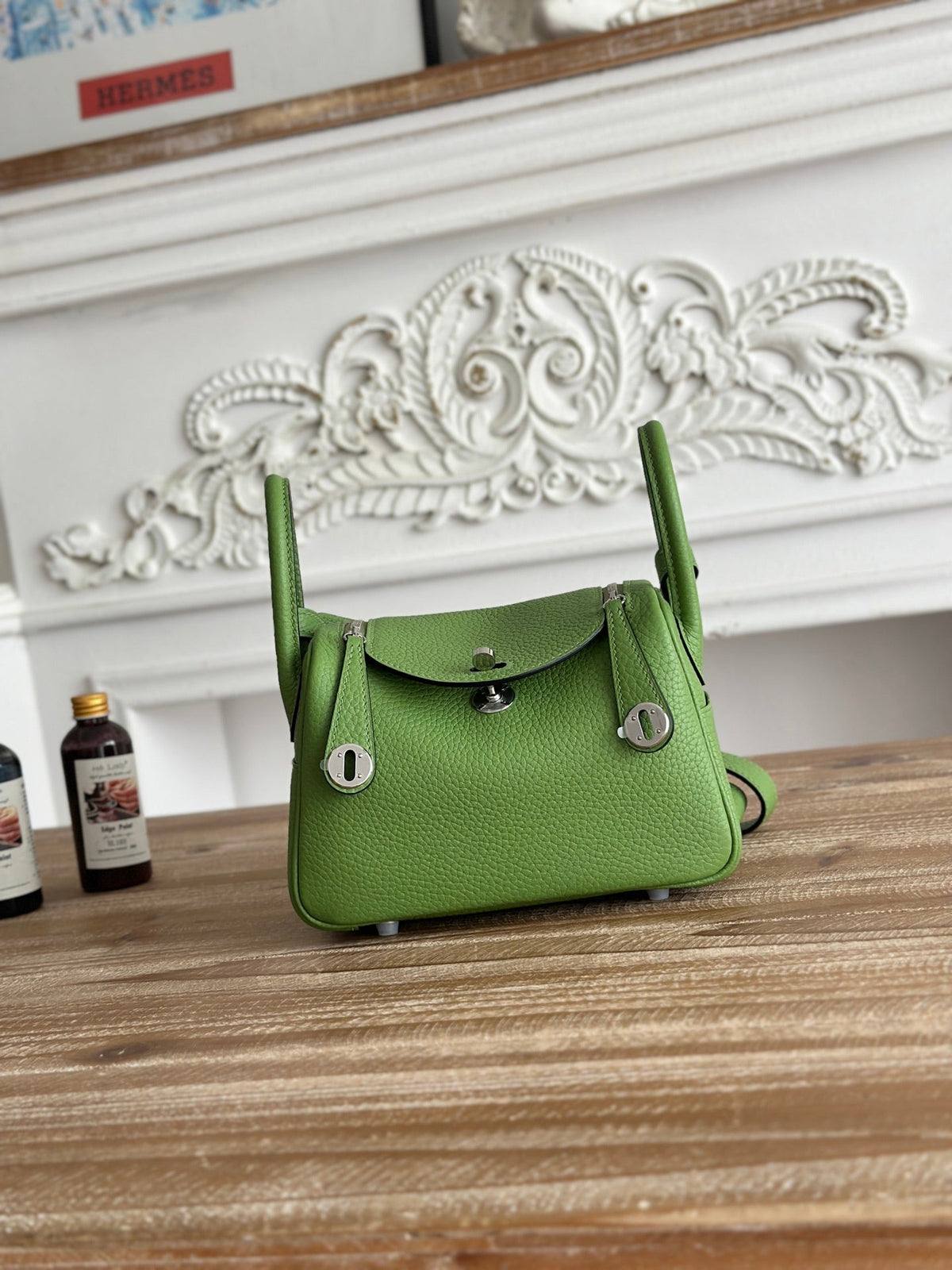 High-end Hermes 2026 Lindy Bag 19cm Togo Leather 1