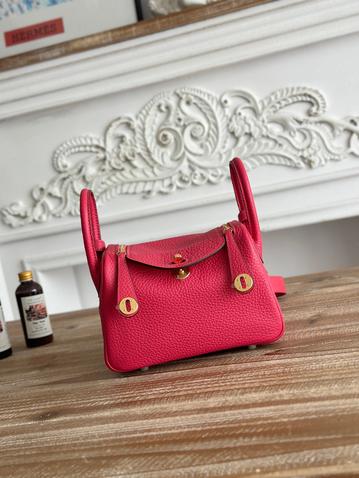 High-end Hermes 2026 Lindy Bag 19cm Togo Leather 1