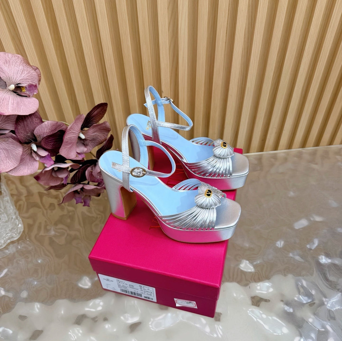 VT 26s Stiletto Platform Sandals Heart 100 Cowhide 702271