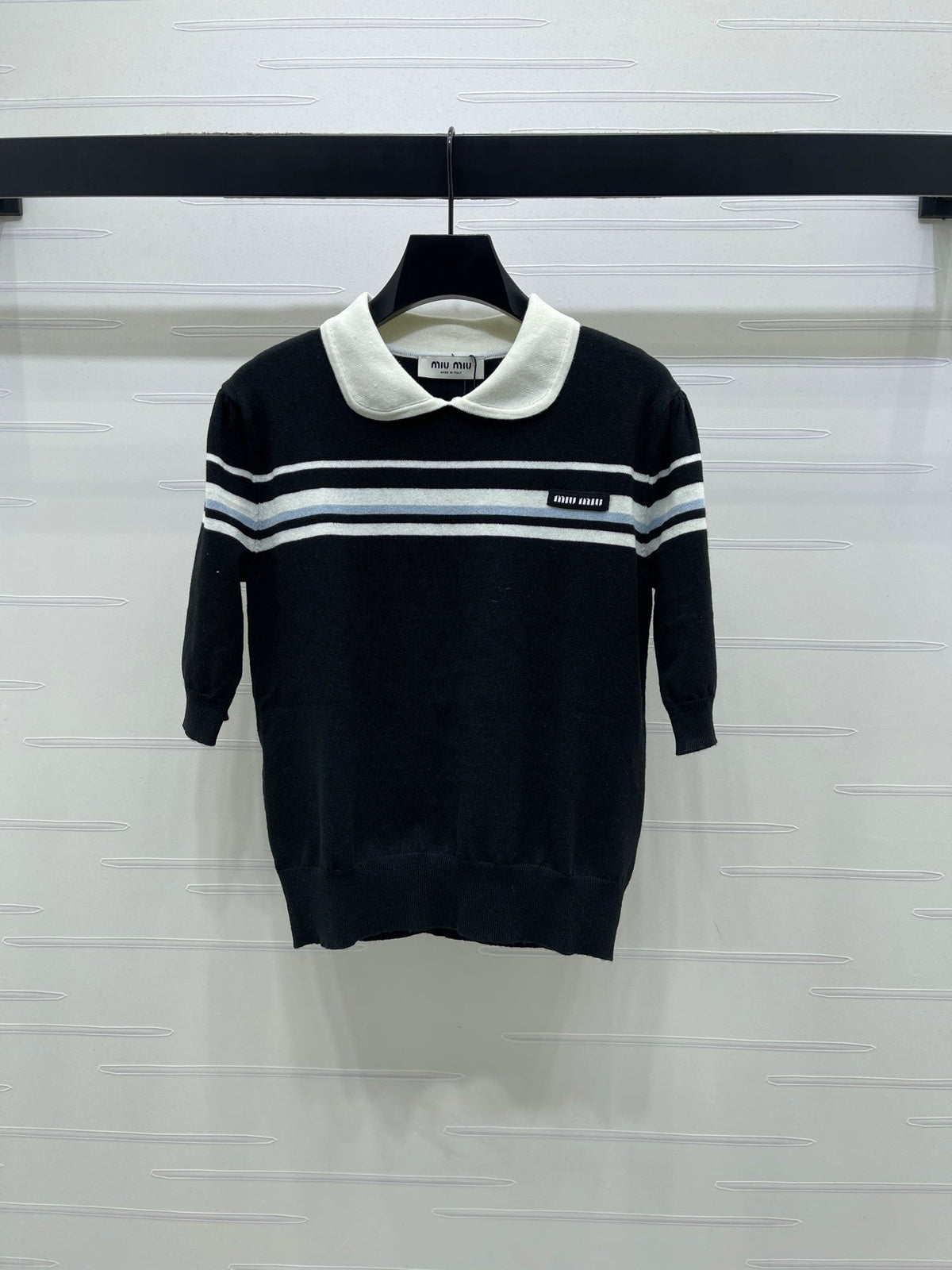 Miumiu 2026 Pan Collar Knit Short-sleeved Top Cream and Black Tencel 352458