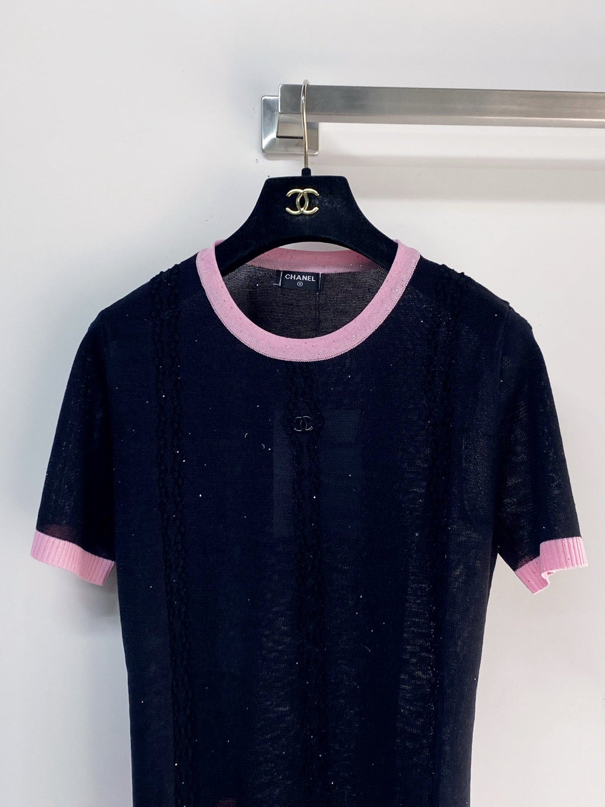 Chanel 2026 Short-sleeved T-shirt Pink Black Tencel 149474