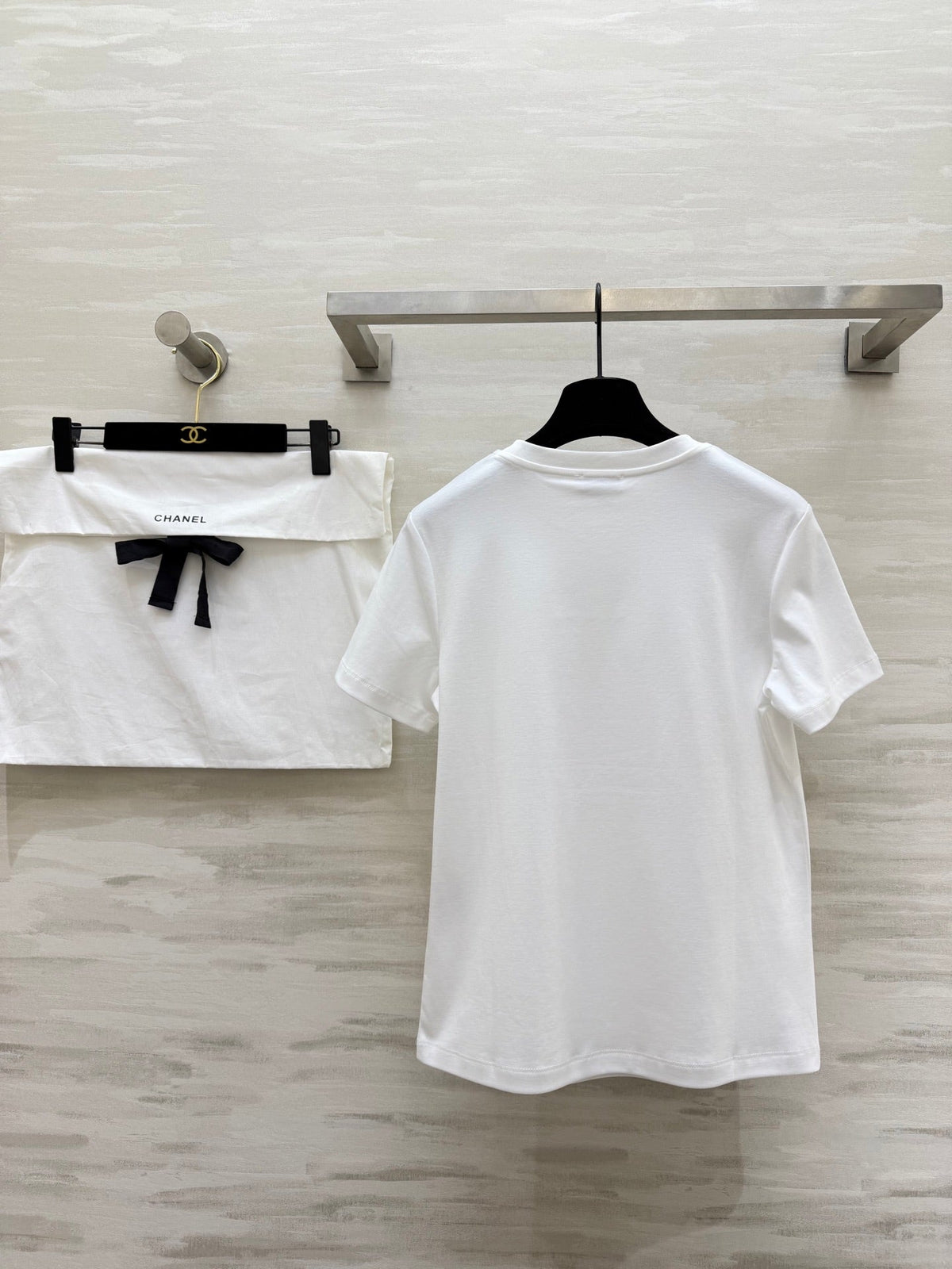 Chanel 2026 Embossed Embroidered T-Shirt Cotton 195020