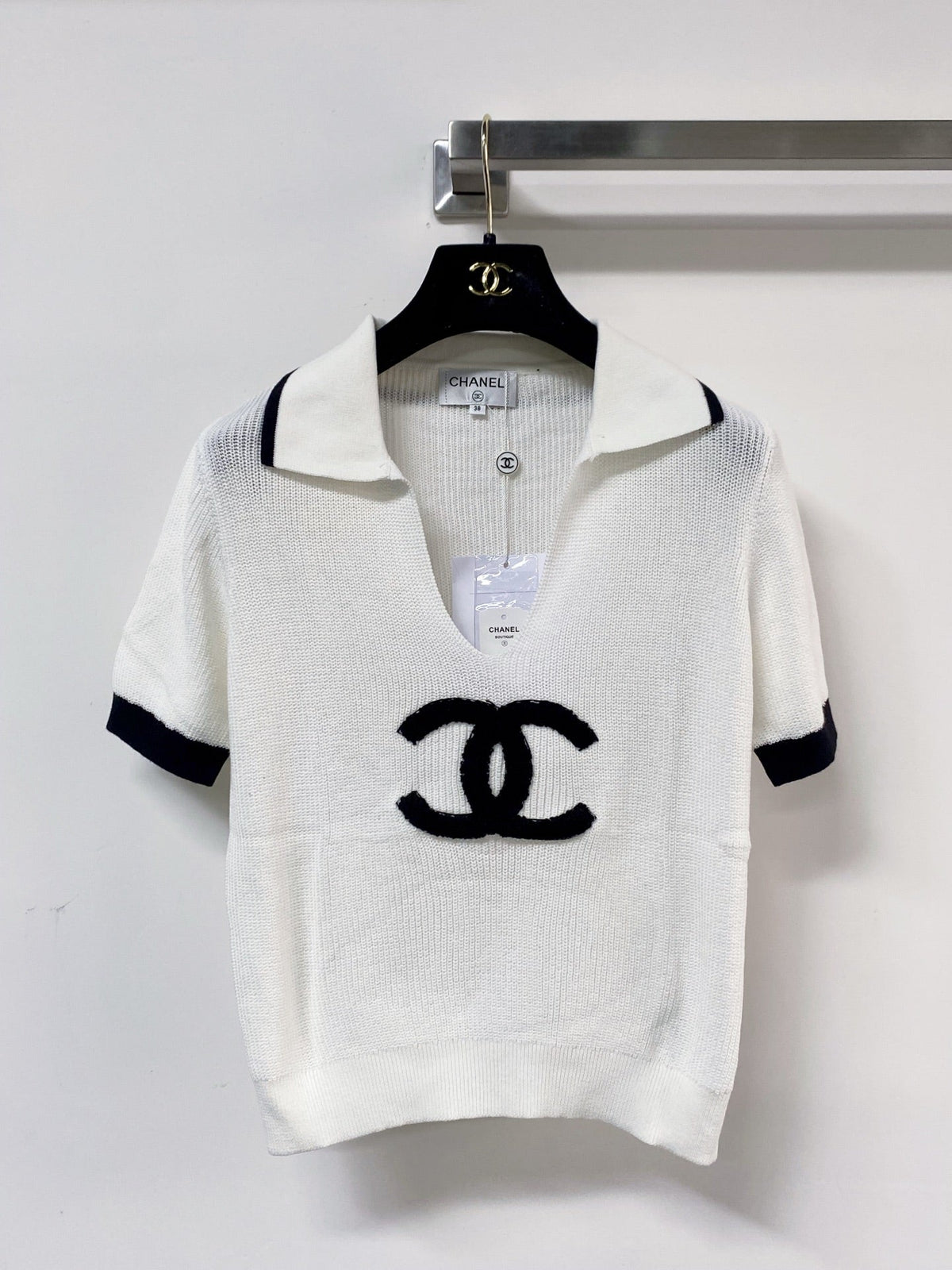Chanel 2026 V-neck Polo Sweater Top Wool Nylon 207996