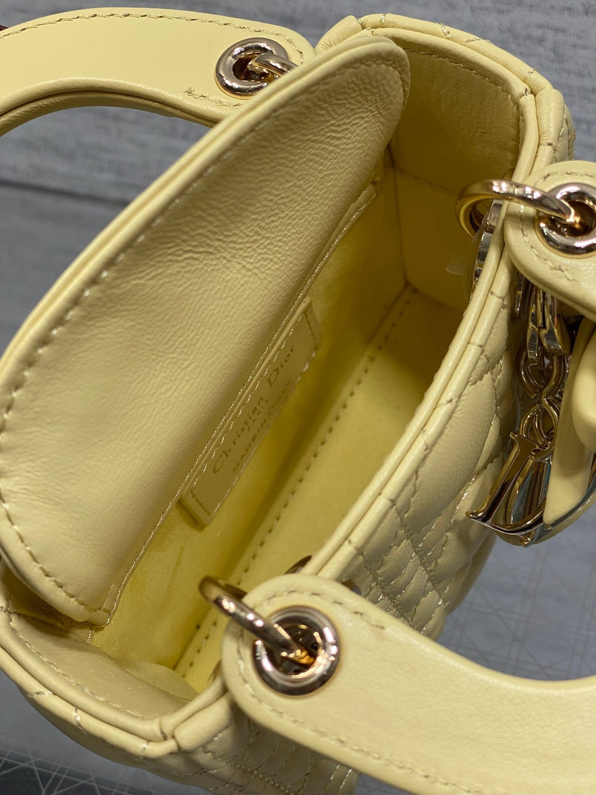 Dior 2026 Bow Lady Dior Yellow Lambskin 286571