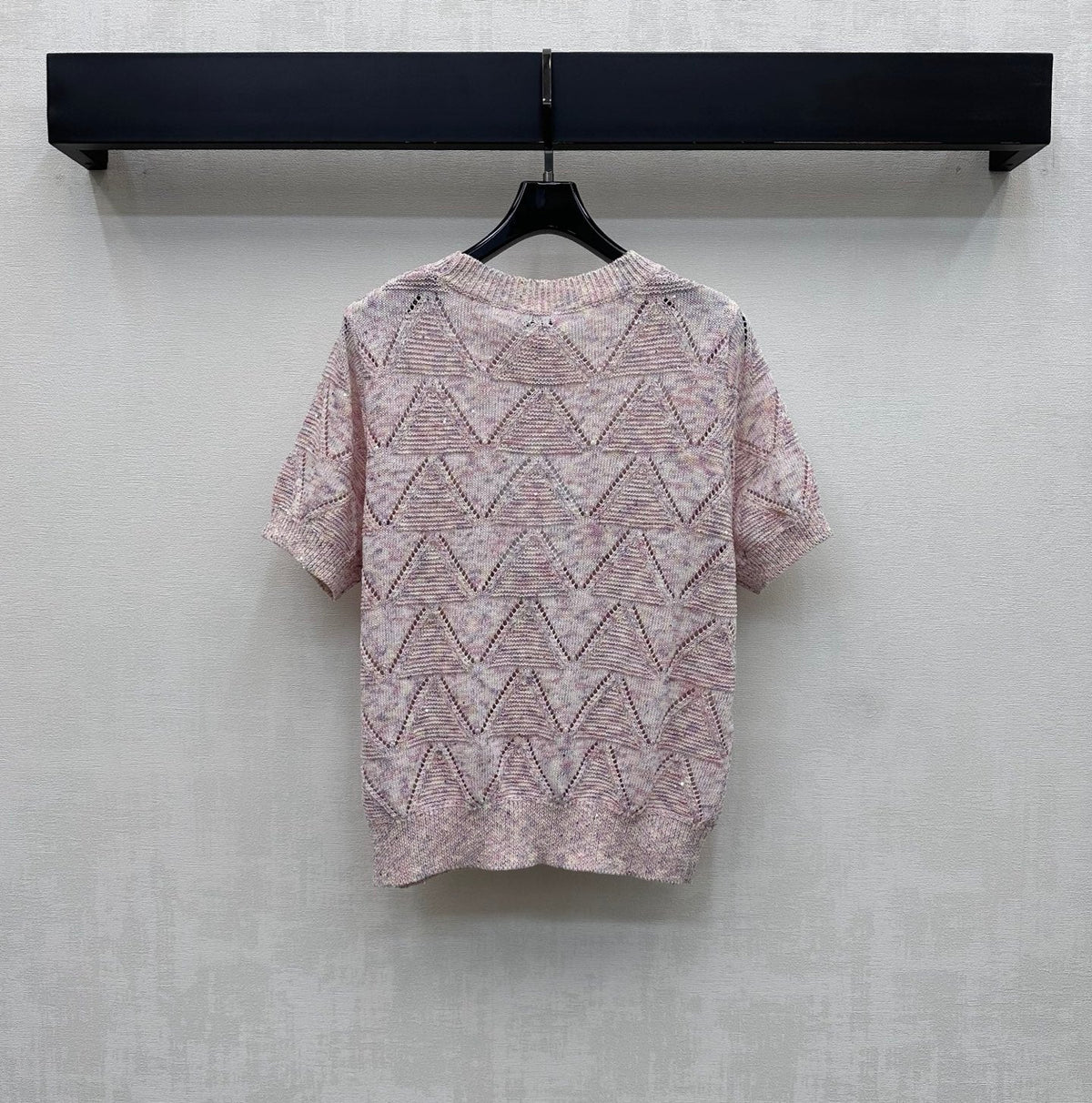 Chanel 2026 Wool Short-sleeved Knit Top With Metallic Logo 374878