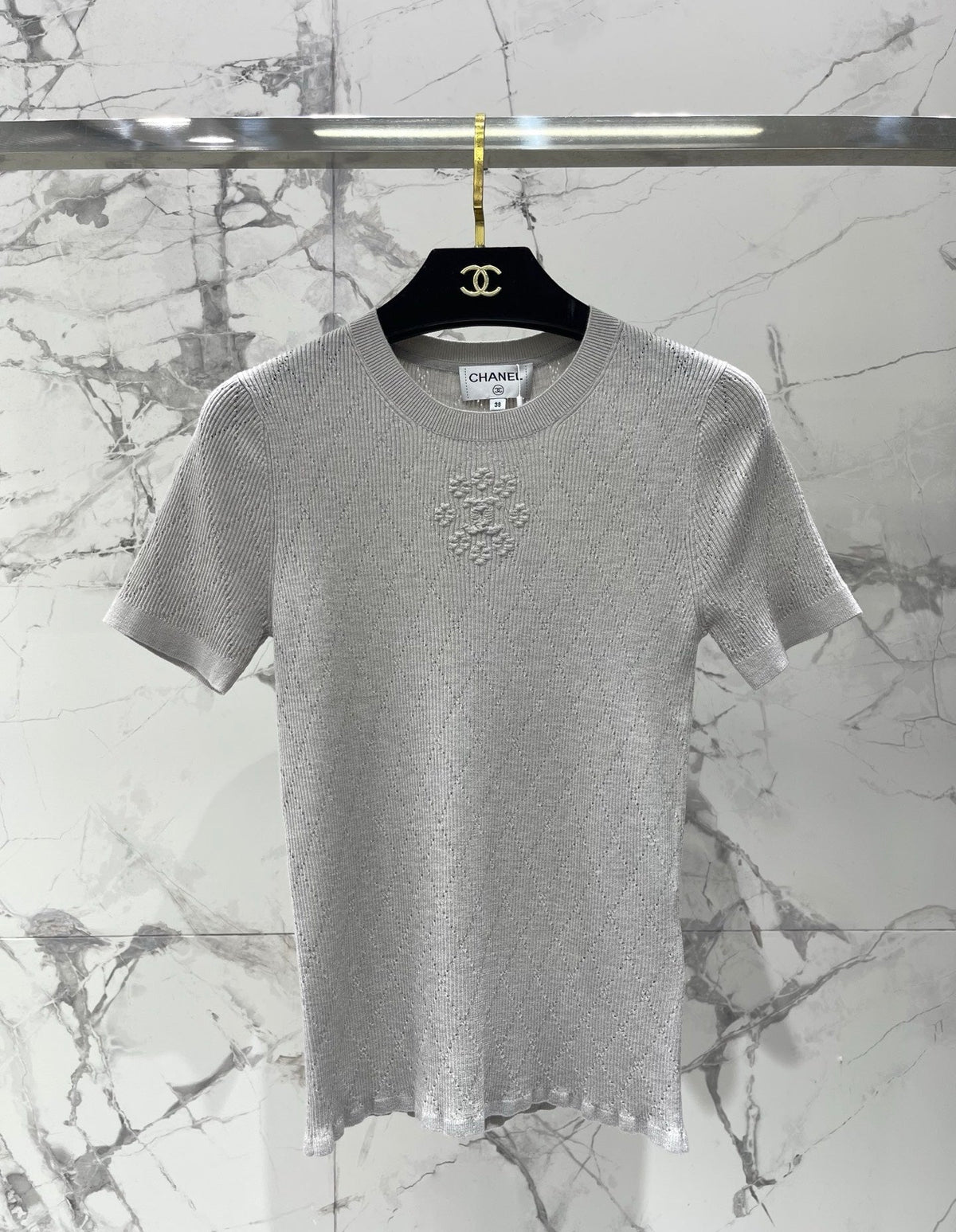 Chanel 2026 Floral Embroidered Crew Neck Knit Shirt 271146