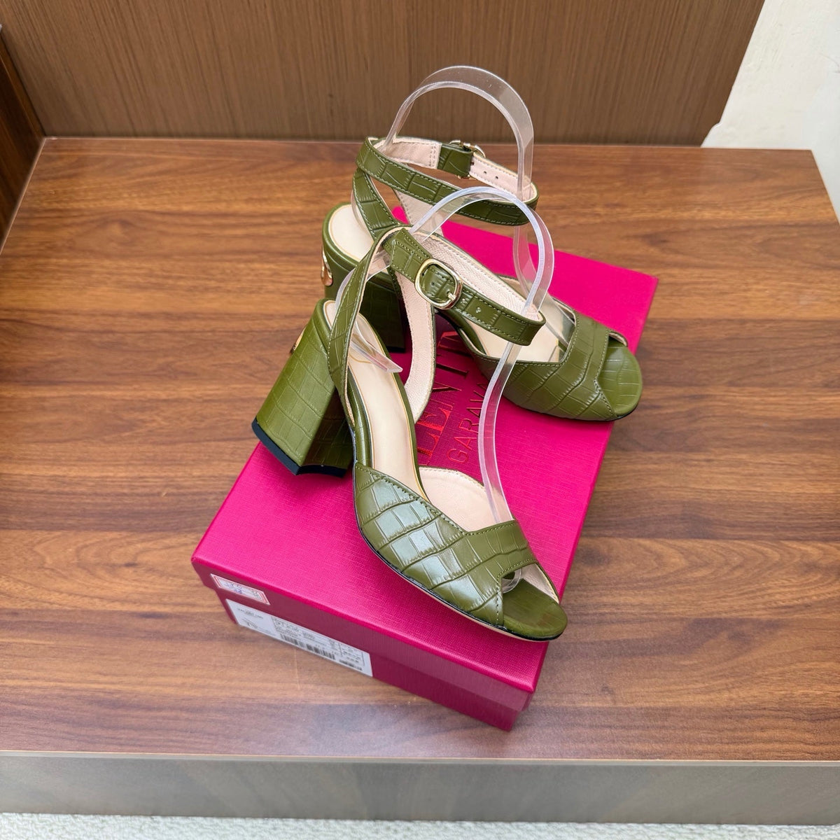 Valentino 2026 VLogo Signature Metallic Leather Block Heel 80mm Sandals Grained Leather 871027