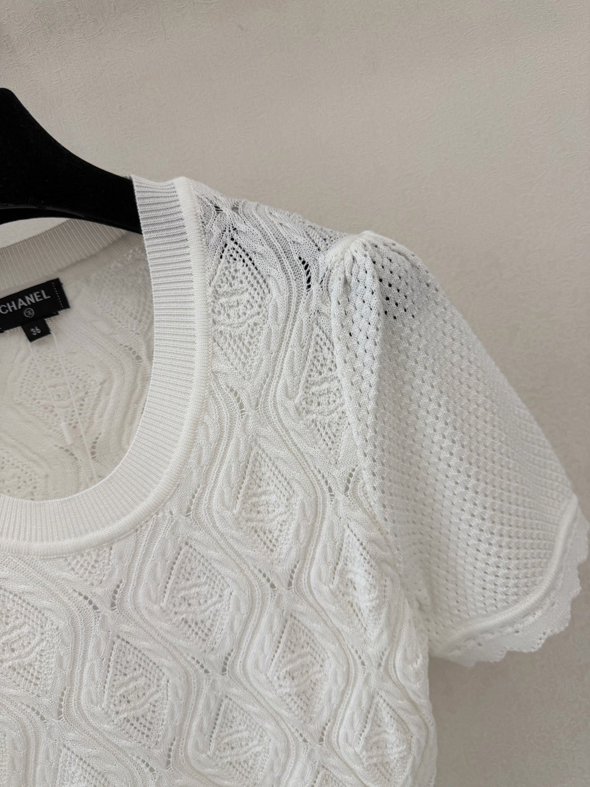Chanel 2026 Crew Neck Short-sleeved Shirt Black and White Cotton 394767
