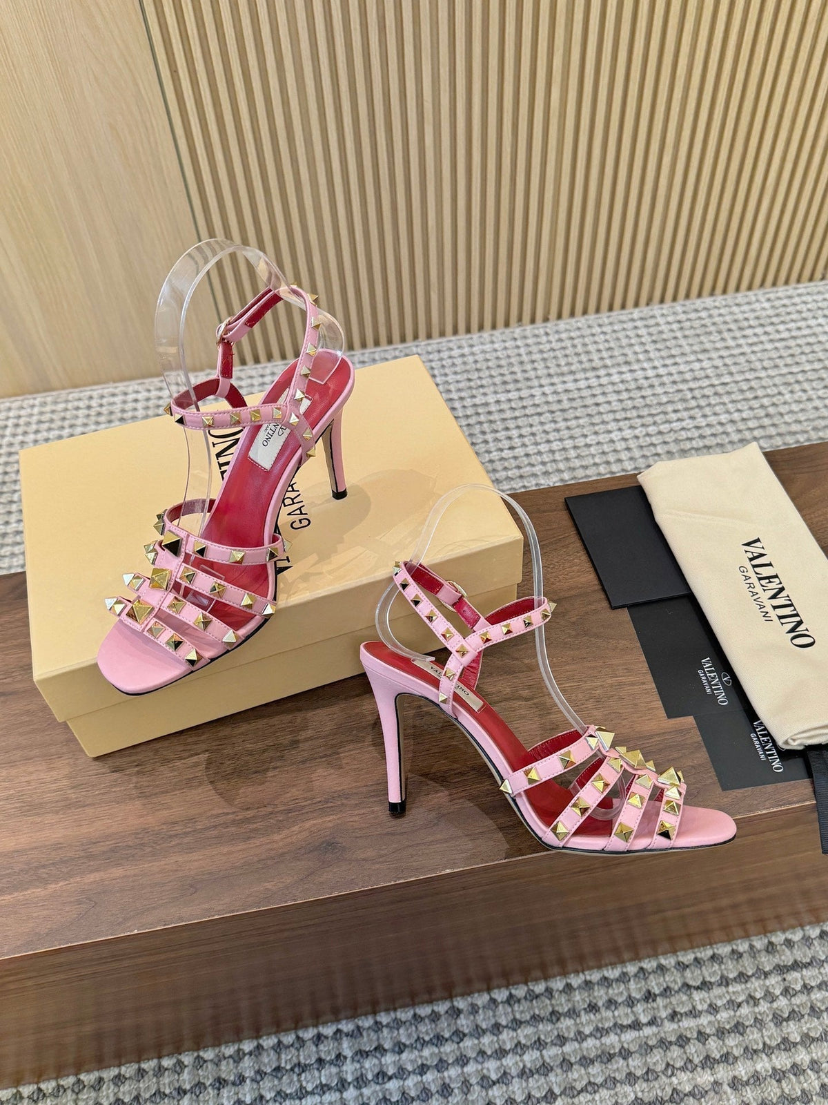 Valentino Garavani Rockstud Caged Calfskin Sandals 863321