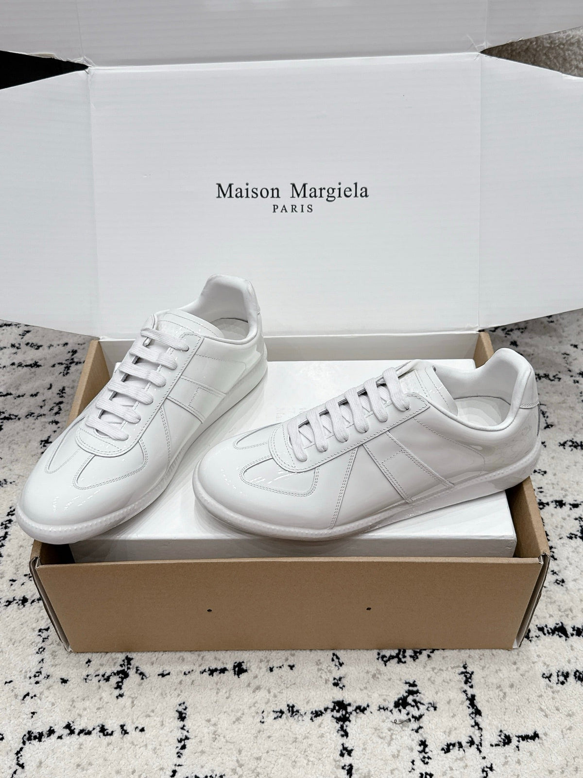 Maison Margiela 2026 Replica Sneaker Glossy Leather 923262