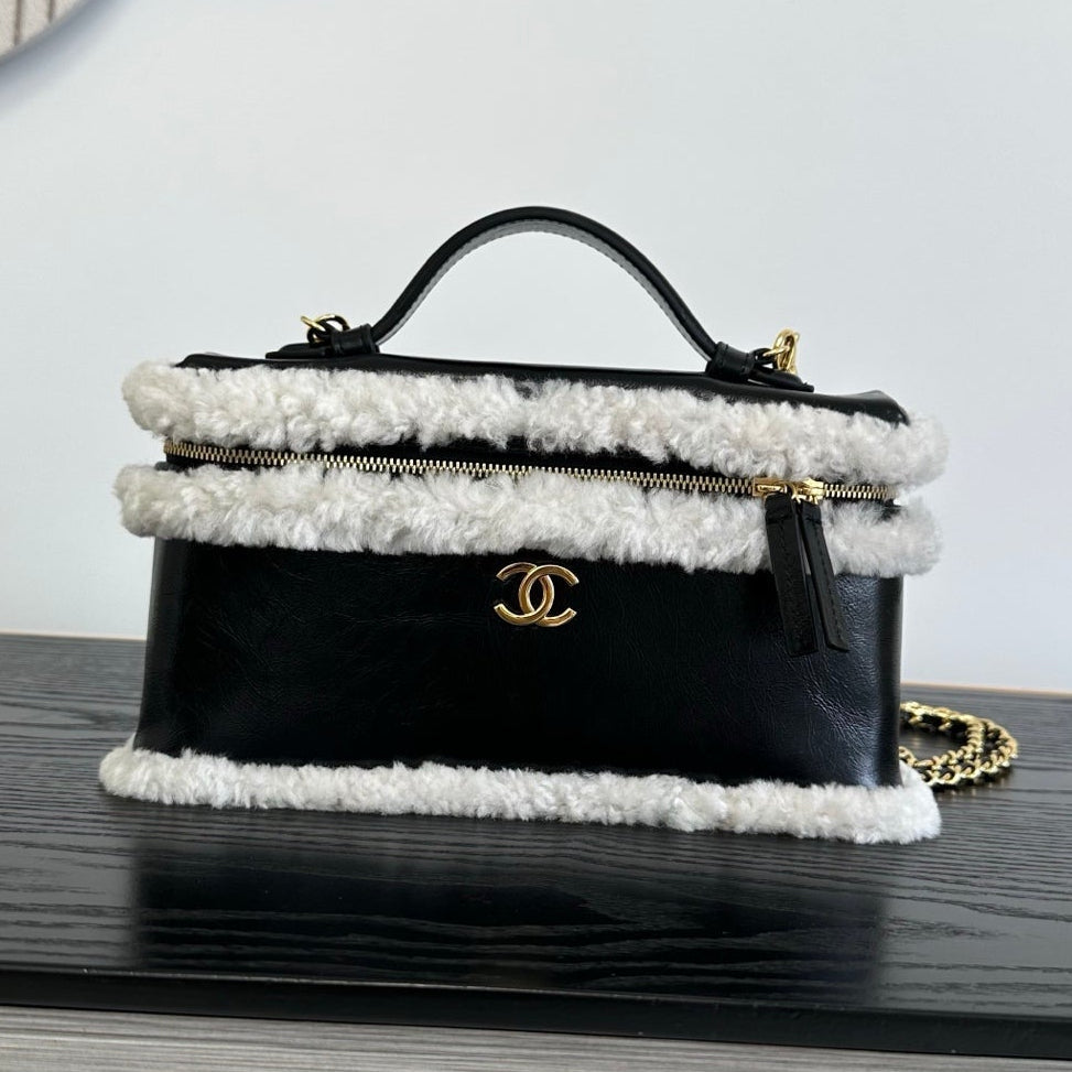 Chanel 2026 Top Handle Long Vanity Case Bag 23cm Suede Leather