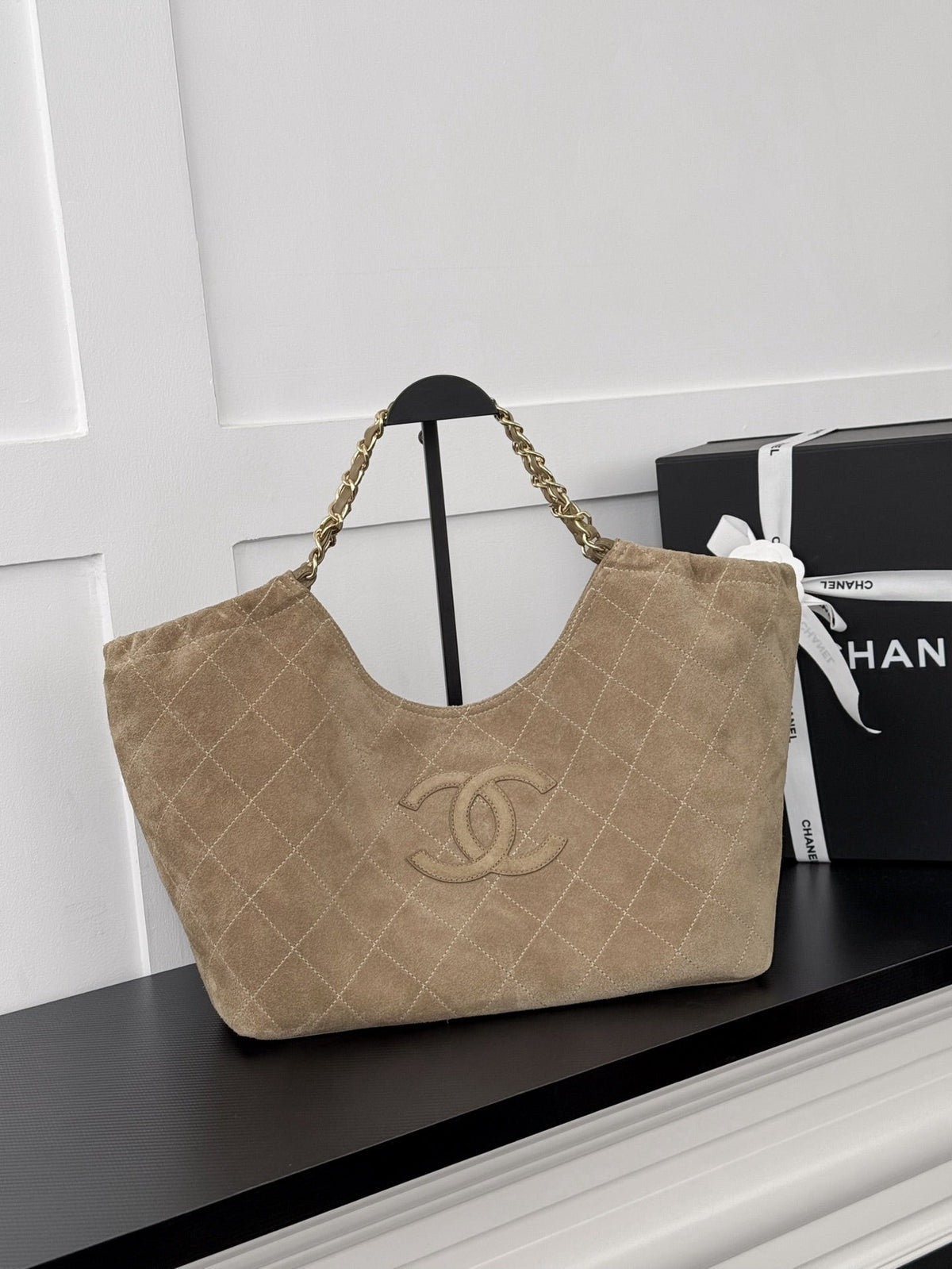 Chanel 2026 Quilted Neo Cabas Shopping Tote Bag 44cm Suede Leather