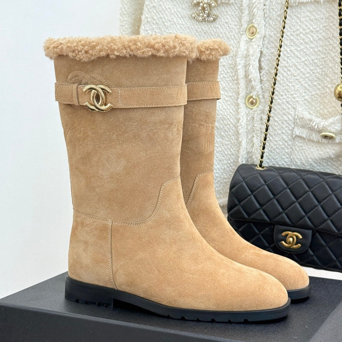 Chanel 2026 Snow Boots Suede Leather Wool 188565