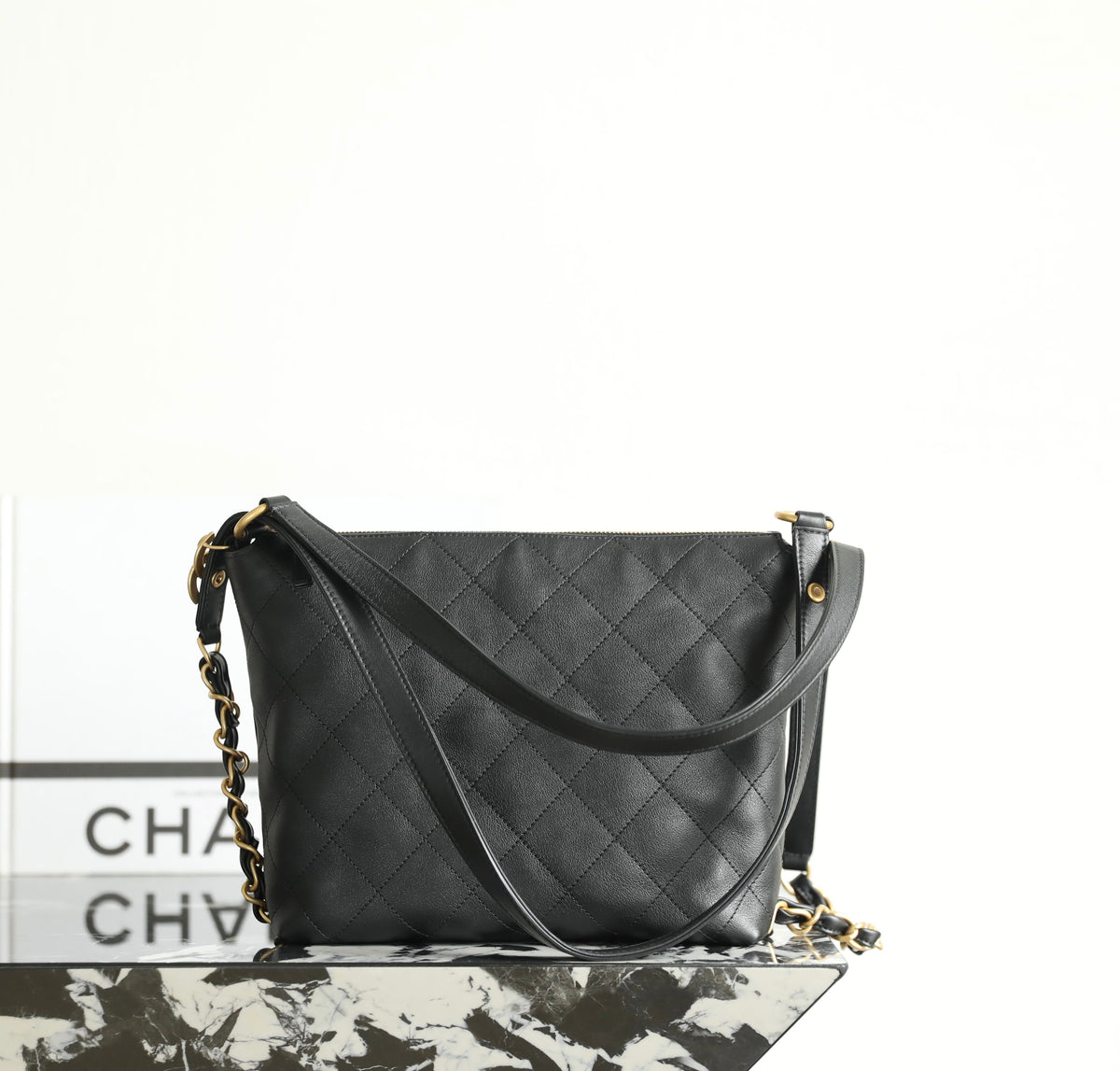Chanel 25s 𝗛𝗼𝗯𝗼 Backpack Small Black Calfskin 340195