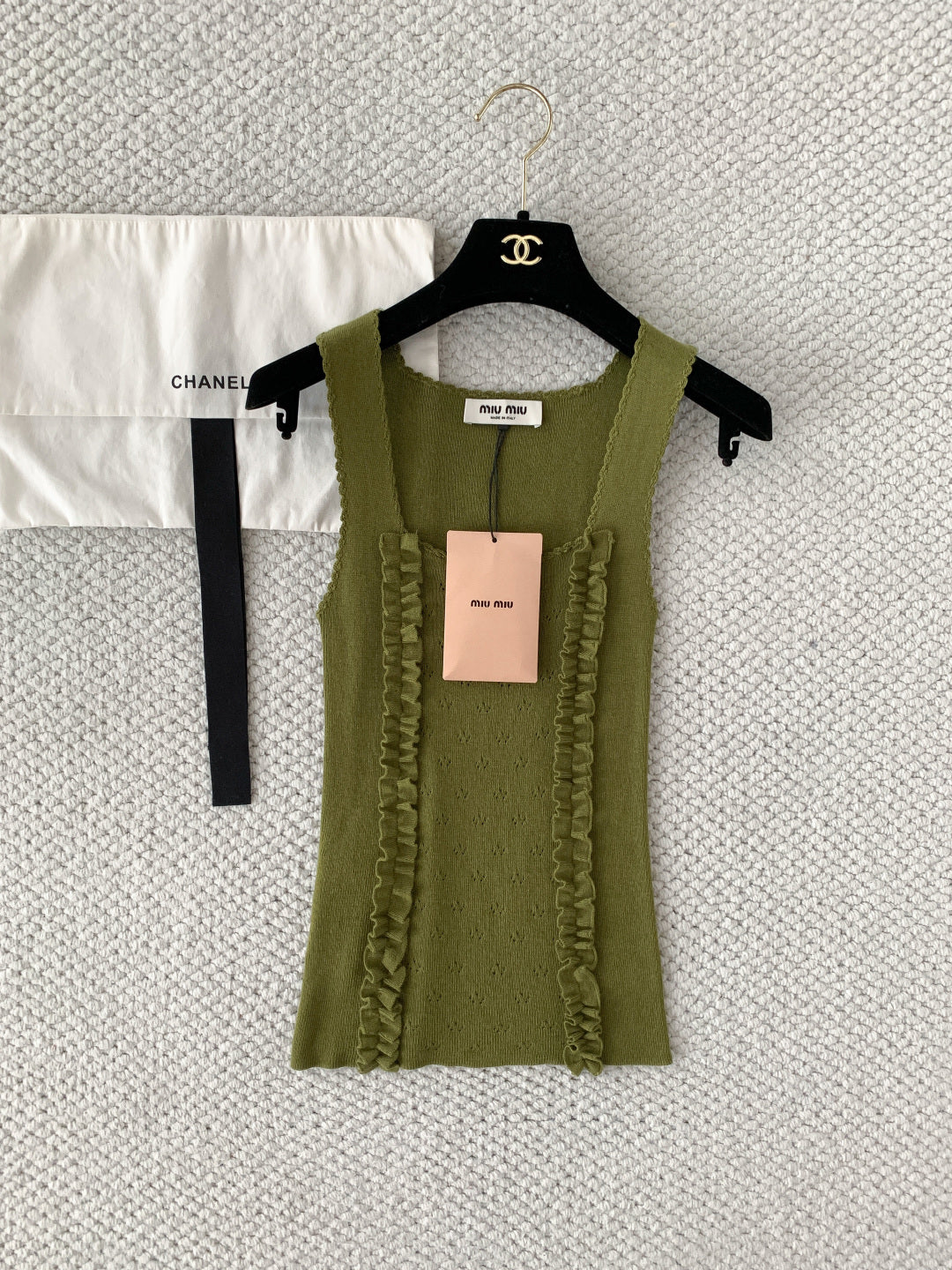 Miumiu 2026 Ruffled Knitted Vest Green Cashmere and Silk Blend 380635