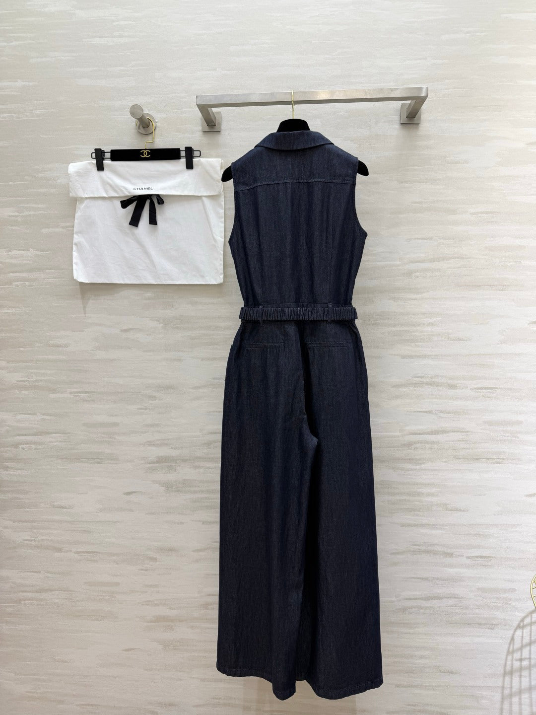 Chanel 2026 Clingy Sleeveless Denim Jumpsuit Blue Cotton 377394