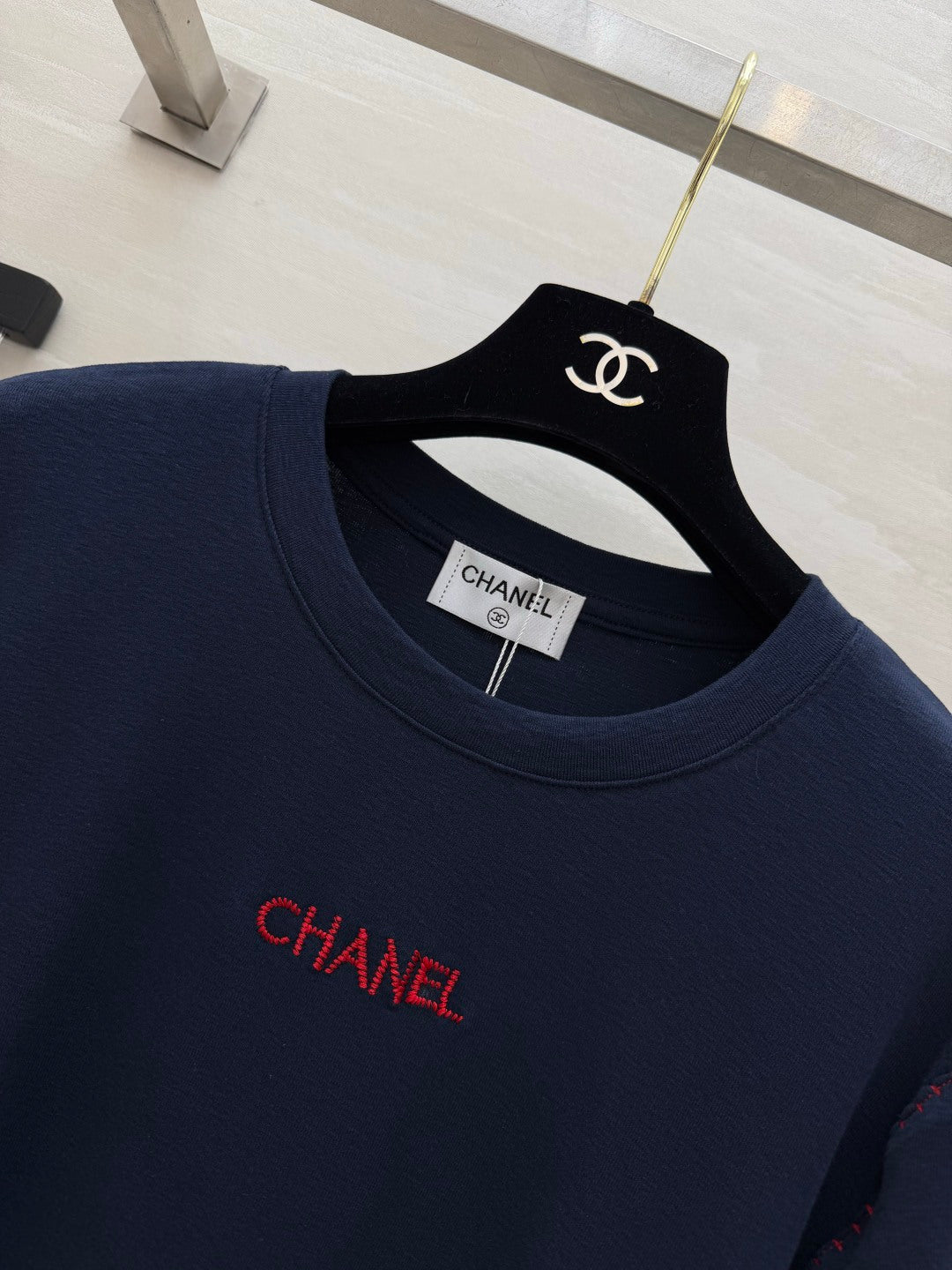 Chanel 2026 Hand-stitched Short-Sleeve T-Shirt Cotton 666402
