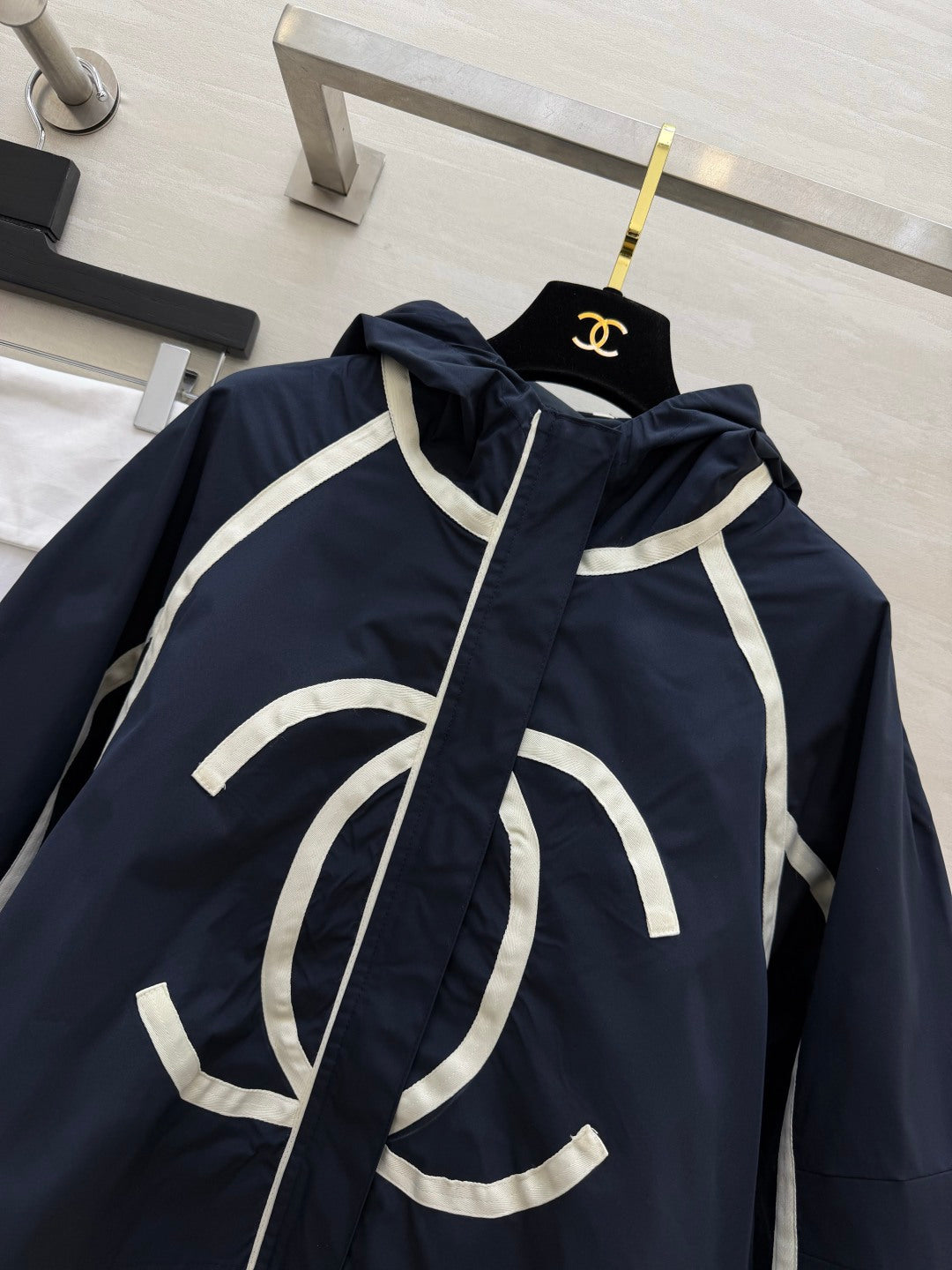 Chanel 2026 Premium Navy Blue Hooded Short Windbreaker 427430