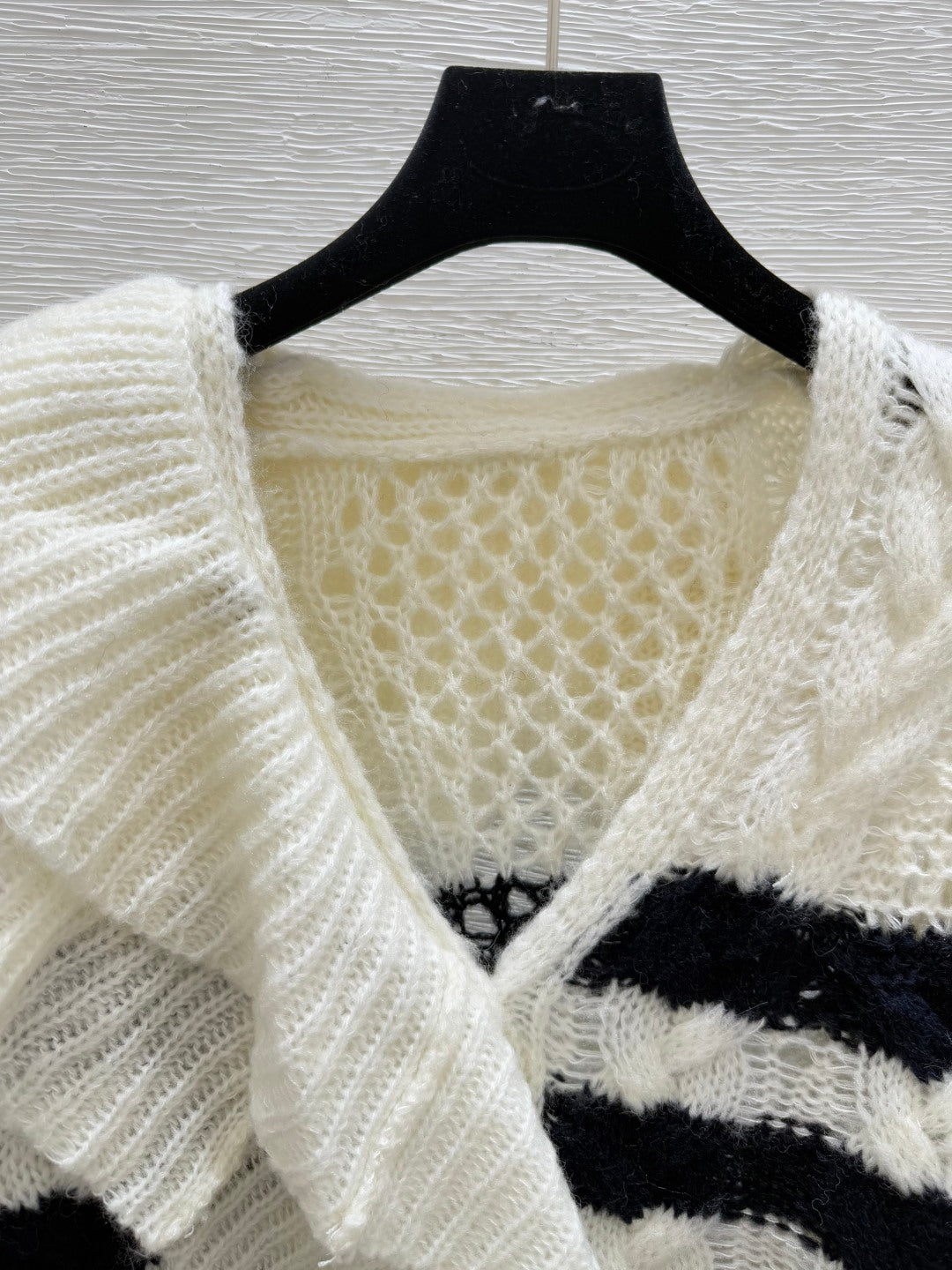 CD 25 Striped Long sleeve Sweater 286356