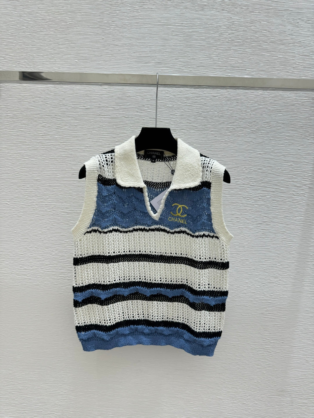 Chanel 2026 Striped Openwork Knit Vest Blue and Red Tencel 264033