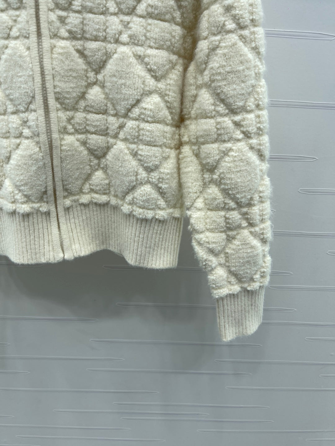 CD 25 Cardigan Stand Collar Light Beige Wool