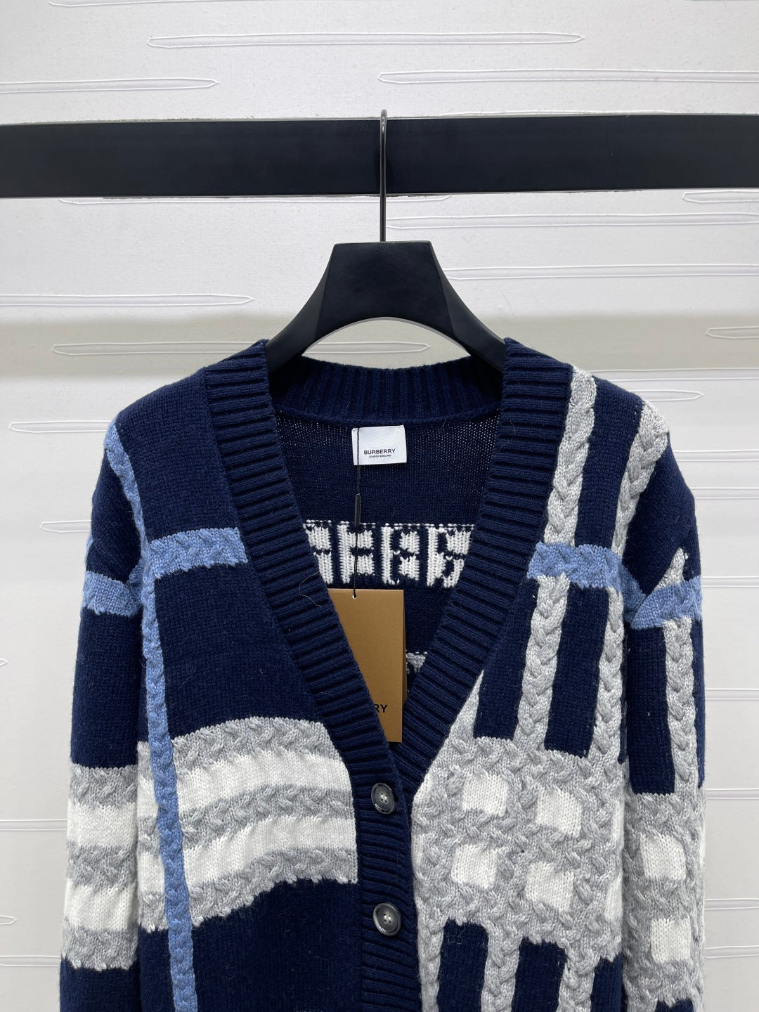 Burberry 25 V-neck Long-sleeved Cardigan Navy Blue Wool Cashmere