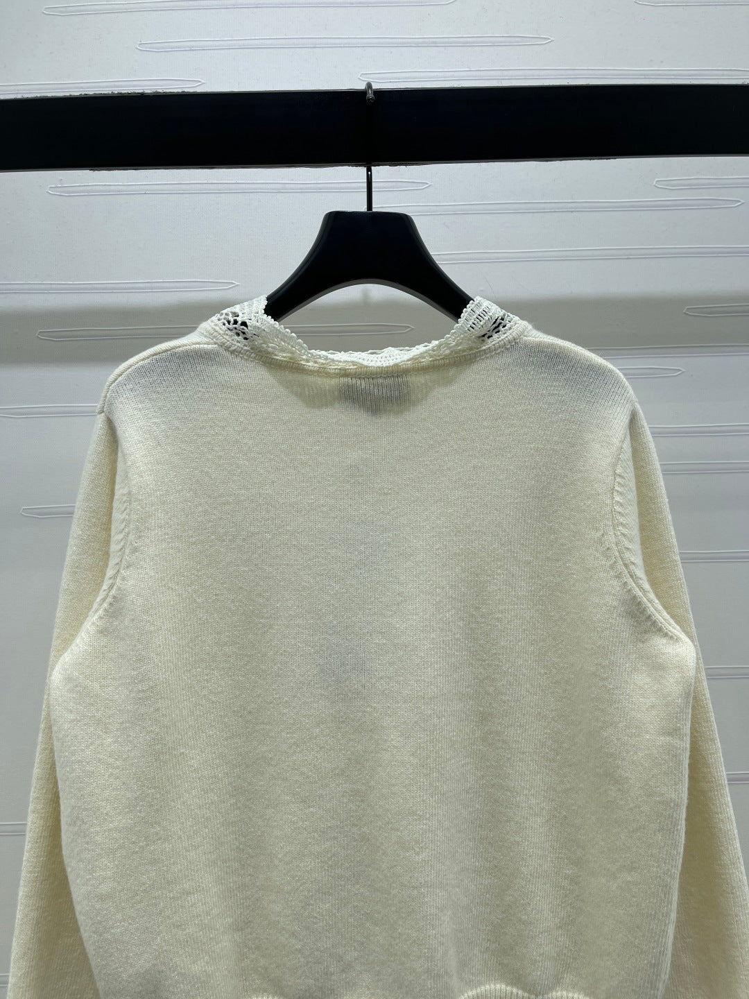 CC 26  Lace-Trimmed Knit Cardigan Cream Wool 340798