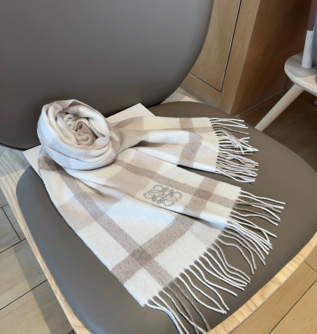 Loewe Scarf 180CM Ivory Beige Cashmere 969482