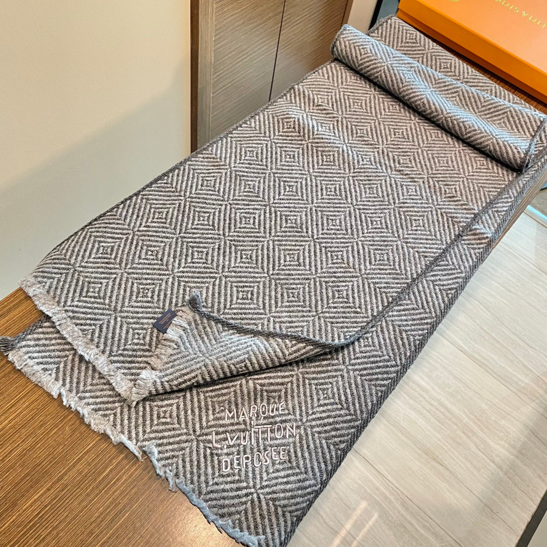 LV Exclusive Scarf 200cm Gray Cashmere 976320