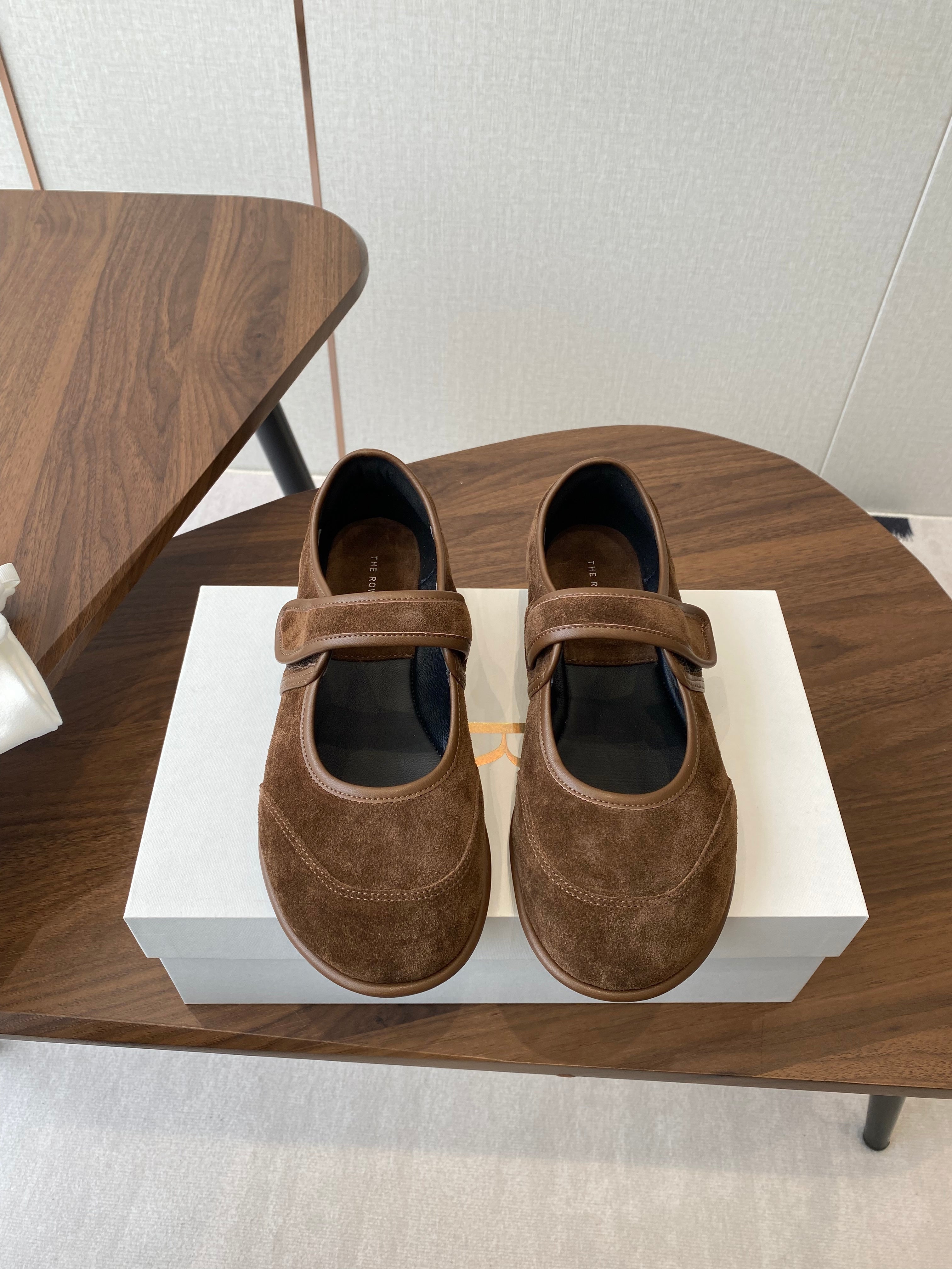 HM  25s Velcro Mary Jane Earthy Brown Suede