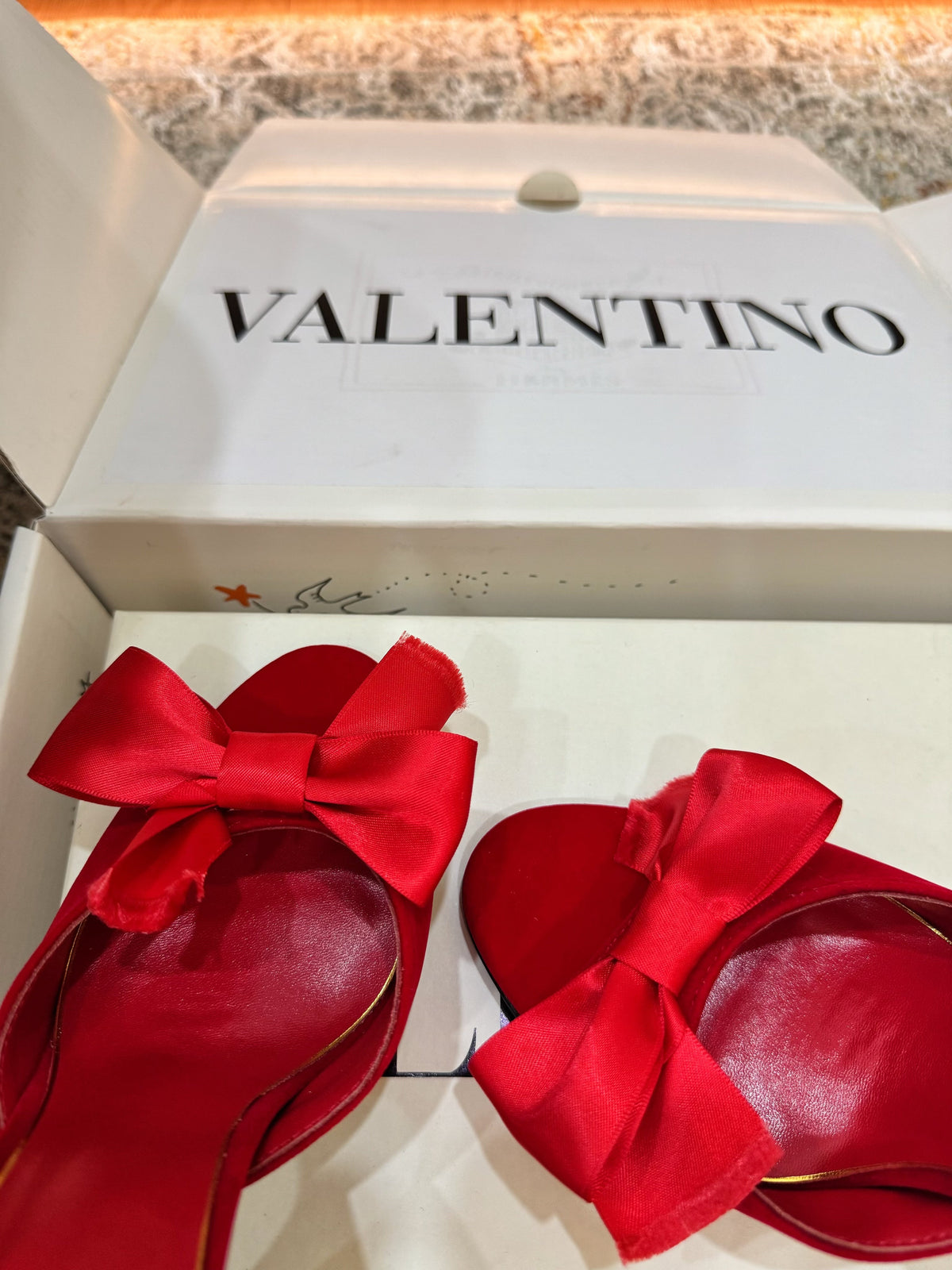 VT 26s Slide Sandals 105 Velvet Sheepskin 709644