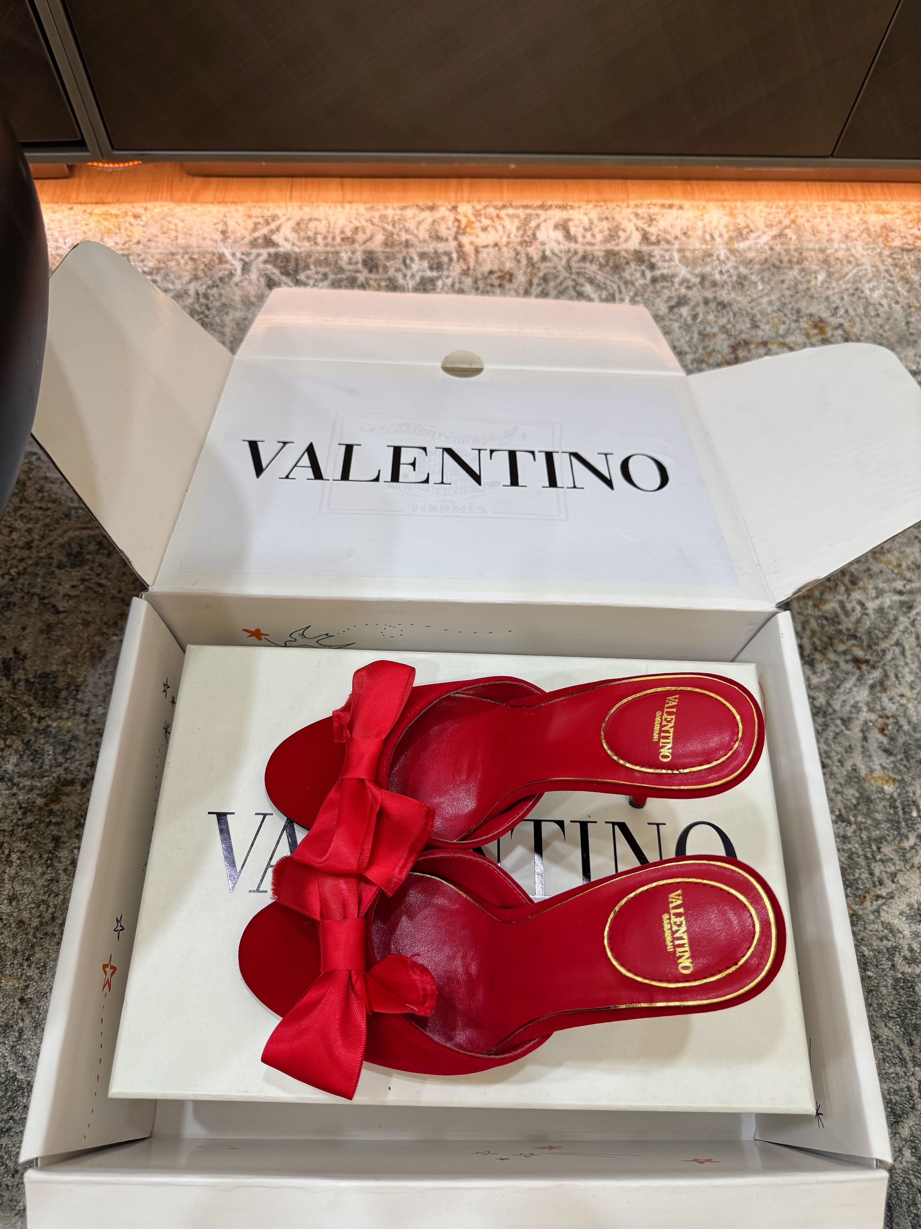VT 26s Slide Sandals 105 Velvet Sheepskin 709644