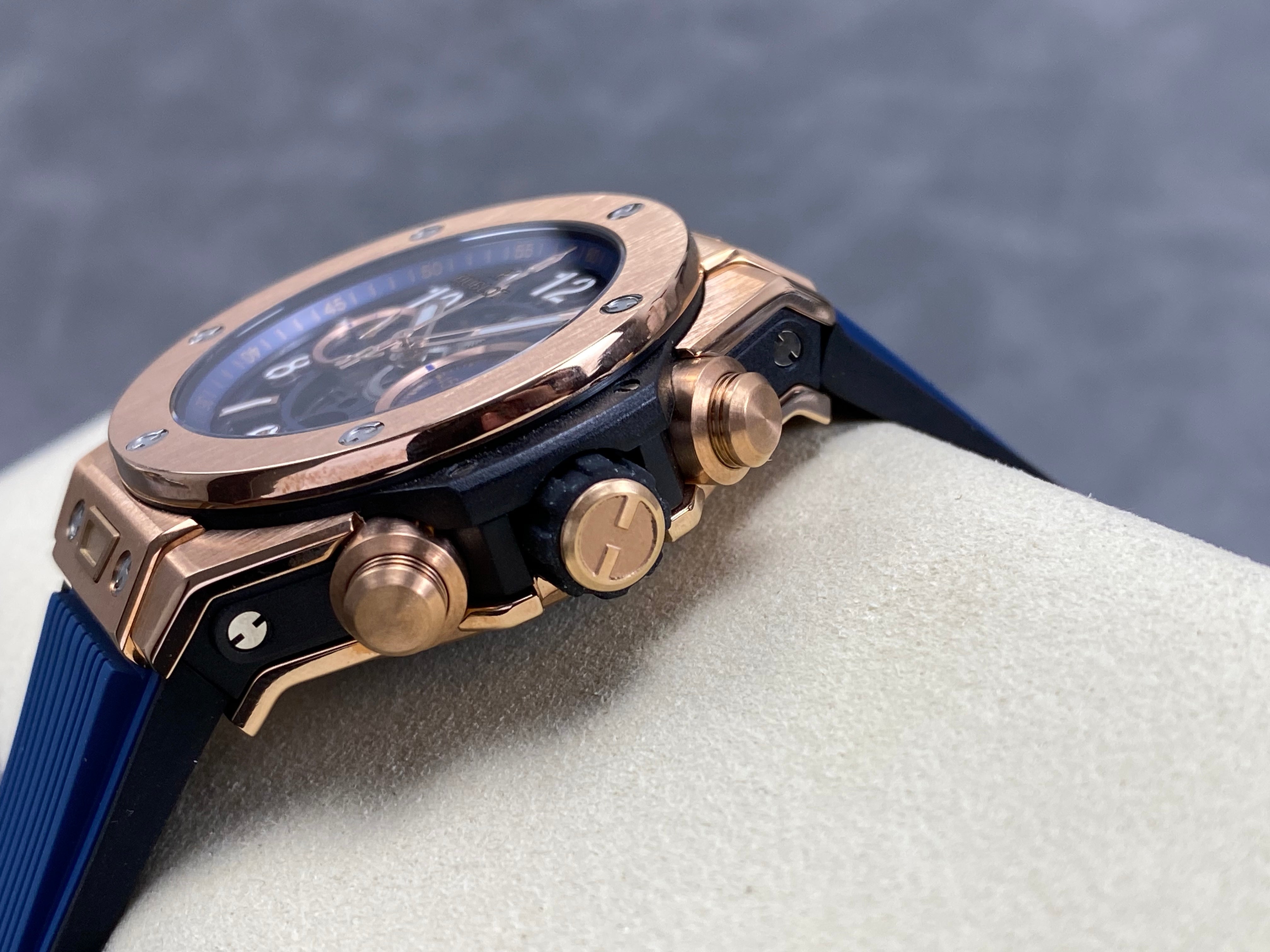 Hublot Big Bang Unico Rose Gold Blue 42mm Blue Rubber Strap Watch